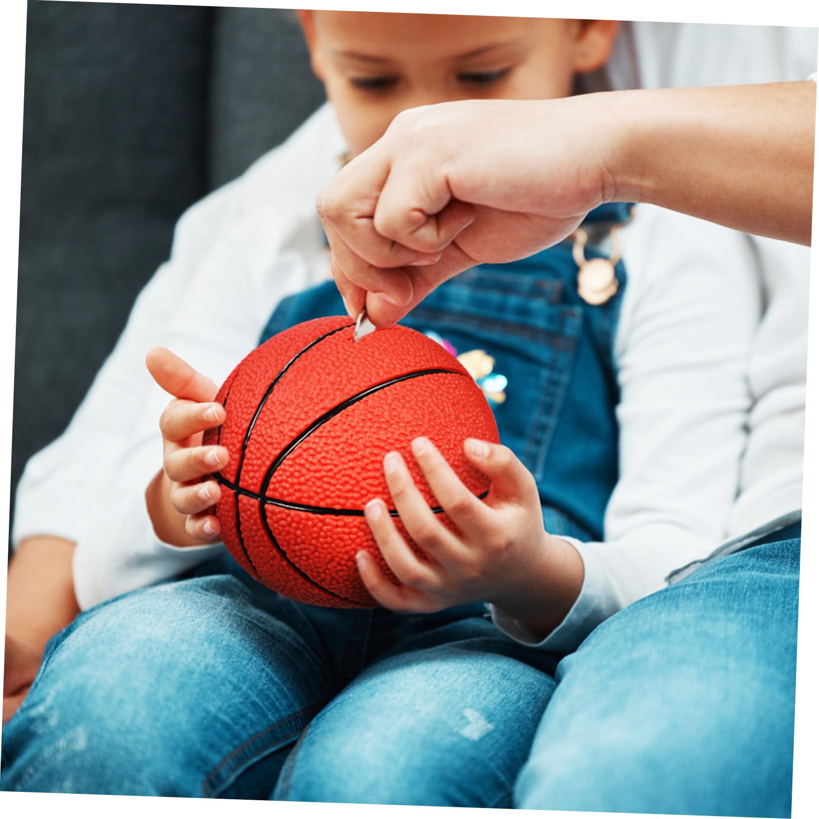 Gatuida Set di 2 Salvadanai per Ragazzo e Ragazza a Tema Sport, Pallone da Basket e Calcio in Vinile, Barattolo per Risparmio, Decorazione Casa e Regalo