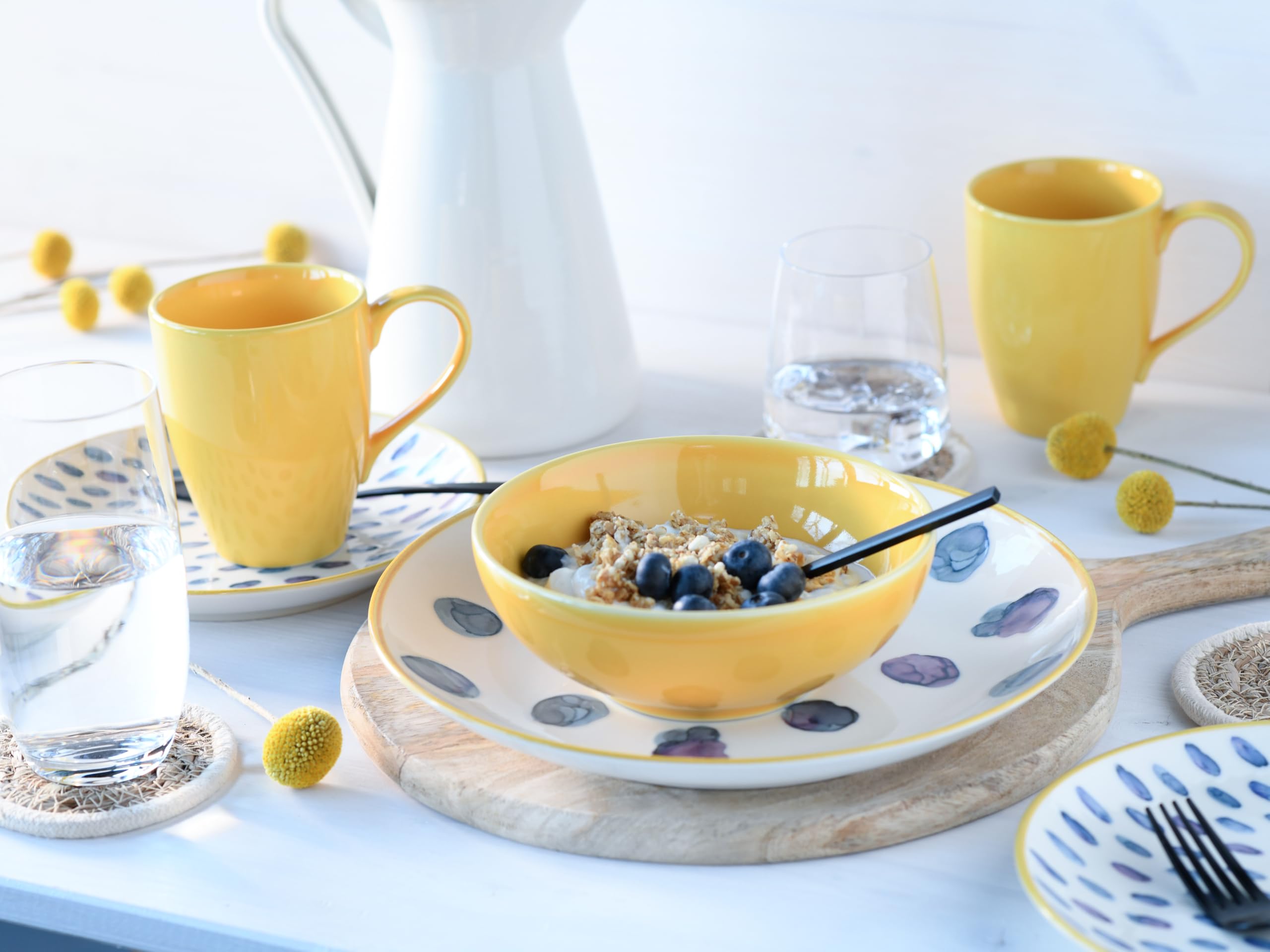 CreaTable, 24176, seria Maisie, 16-częściowy zestaw naczyń dla 4 osób, serwis kombi z kamionki, nadaje się do mycia w zmywarce i używania w kuchence mikrofalowej, wysokiej jakości produkcja