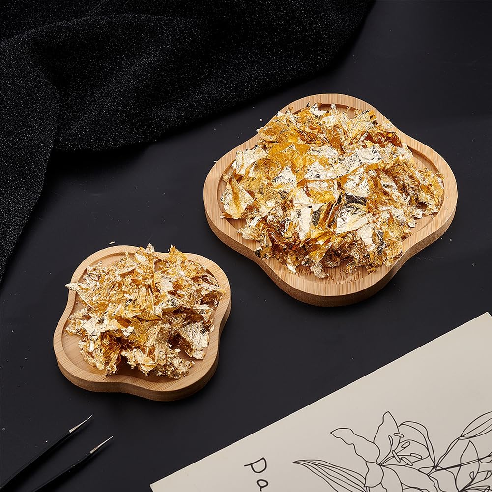 Beebeecraft 1 Bottle 10g Nail Decorations for Nail Art Foil, Golden Metallic Foil Flakes Leaf Nail Art Glitter Flake for Resin Painting Crafts Jewelry Making Manicure Sequins