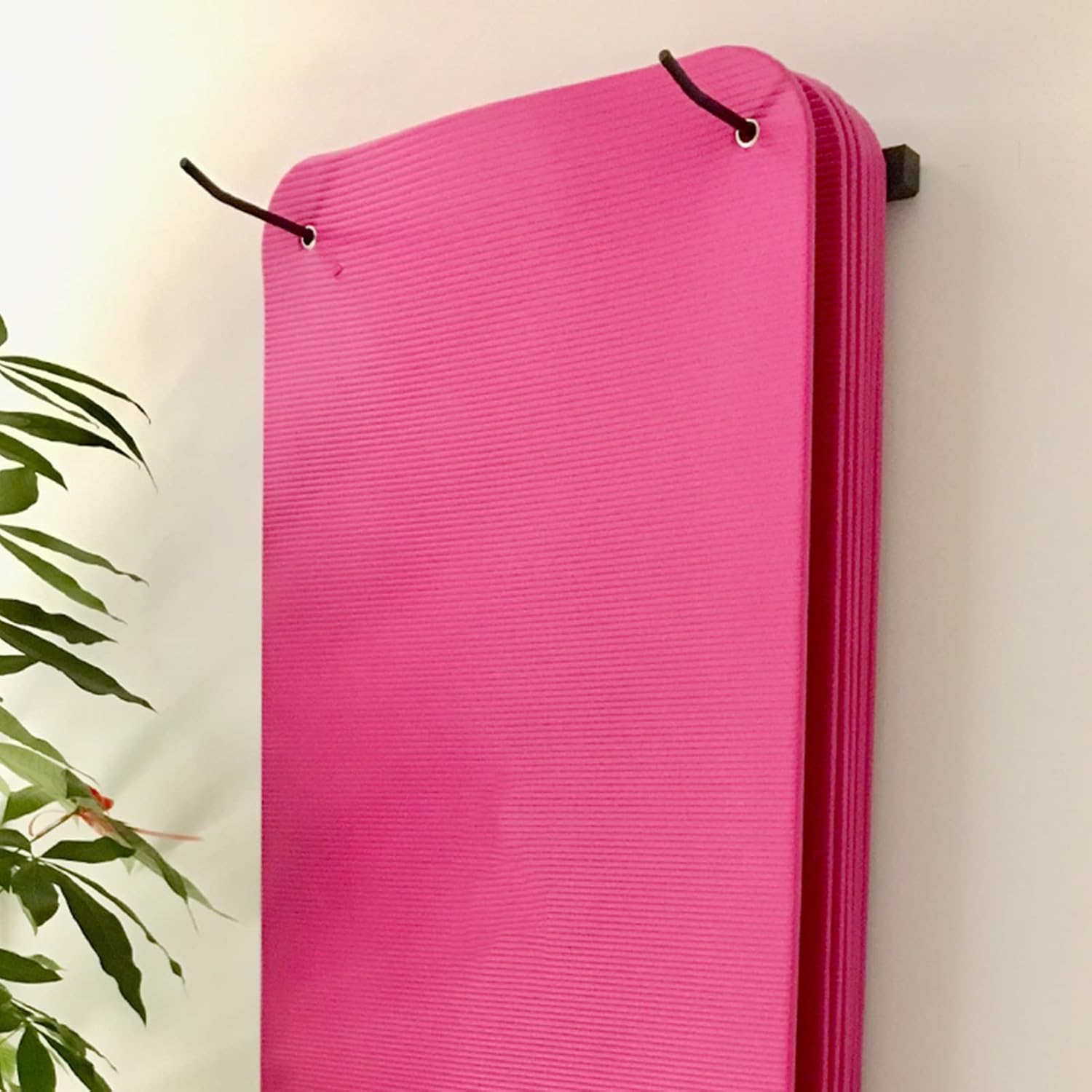 Wall-Mounted Yoga Mat Rack, Home Gym Holder for 20 Mats, Foam Roller & Strap Organizer, Exercise Accessories Storage with Hardware Included, 23.6" Size