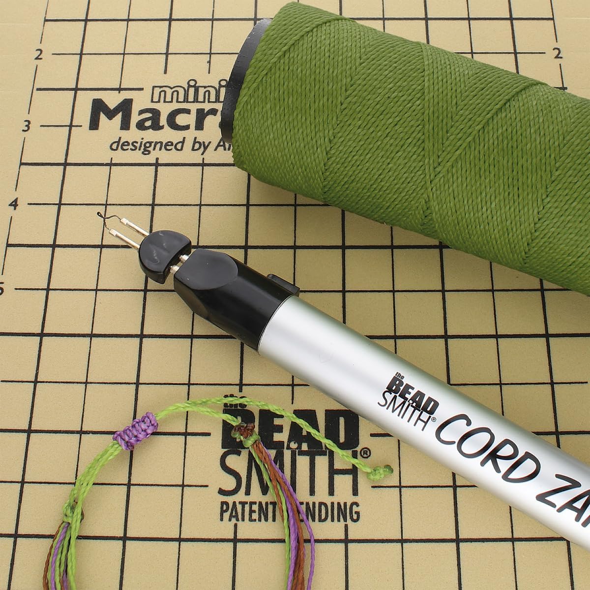 The Beadsmith Knot It ワックス加工ポリエステルコード、直径1mm、144メートルスプール(560フィート)(ラ