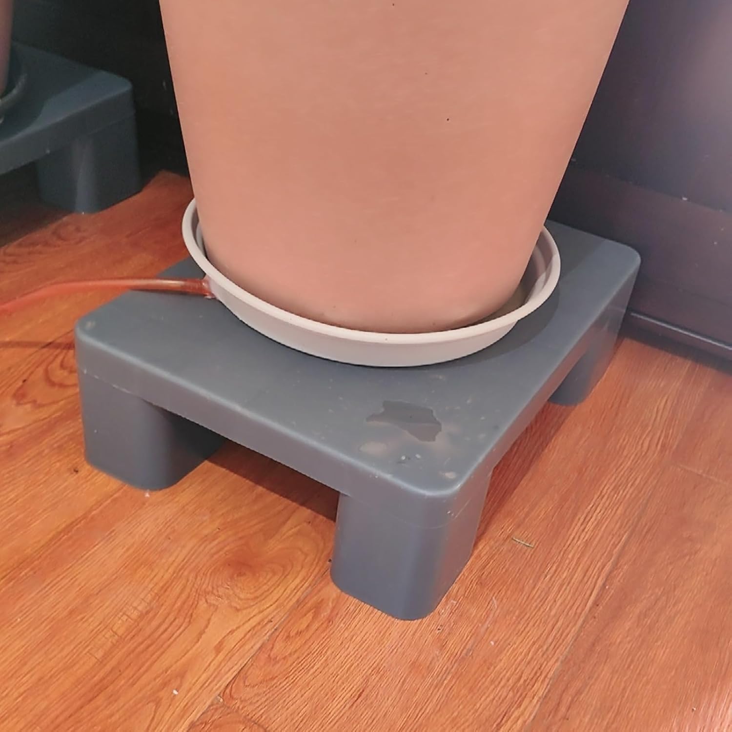 Plastic Pallet for Basement Storage, Lightweight Floor Pallets Display, Safety Storage Grid Pads for Indoor Basement and Outdoor Garden Flooring(Gray,50x40x12cm)