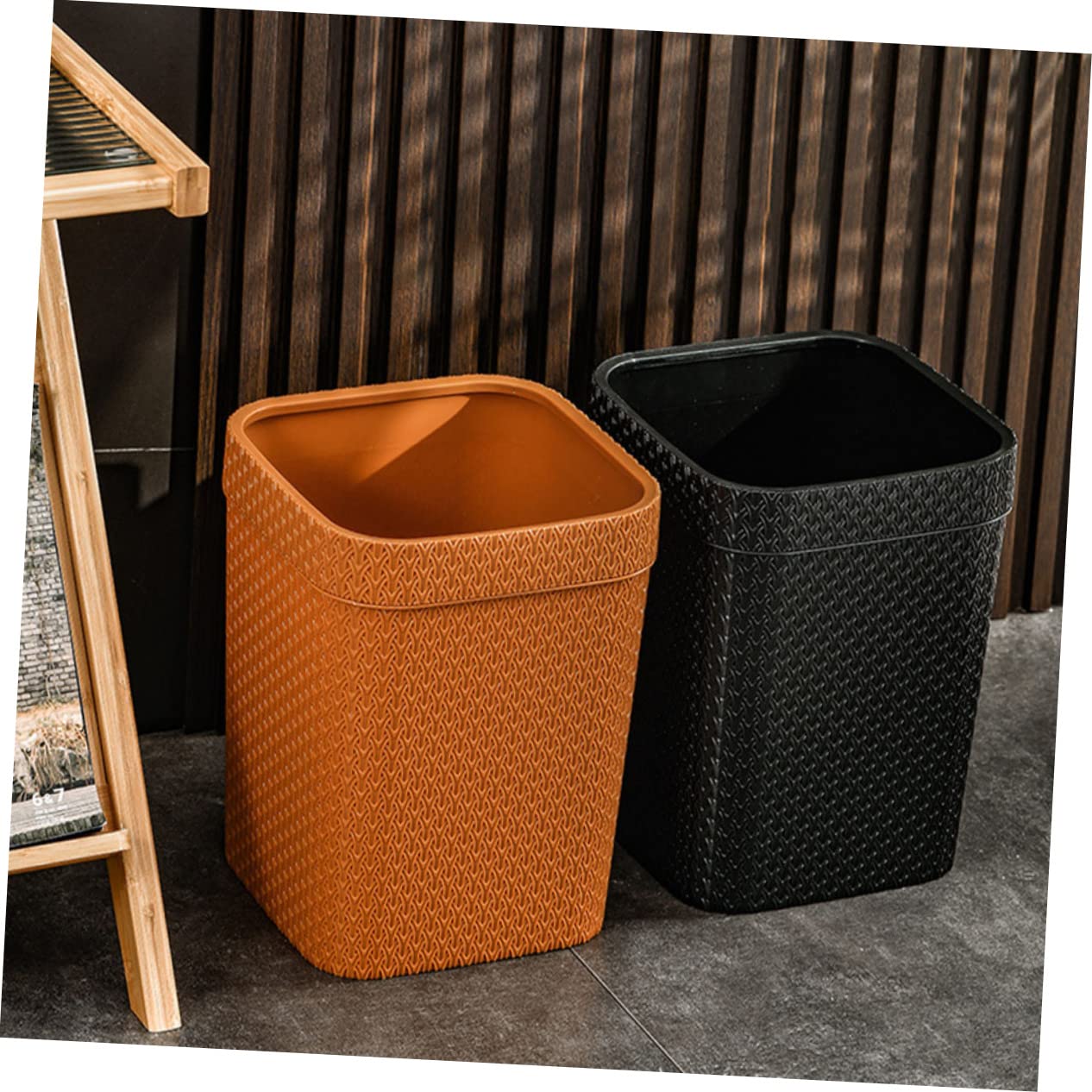 Wicker Storage Trash Can Household Garbage Bin Plastic Waste Container Lid for Office and Kitchen Simple Design for Easy Cleaning