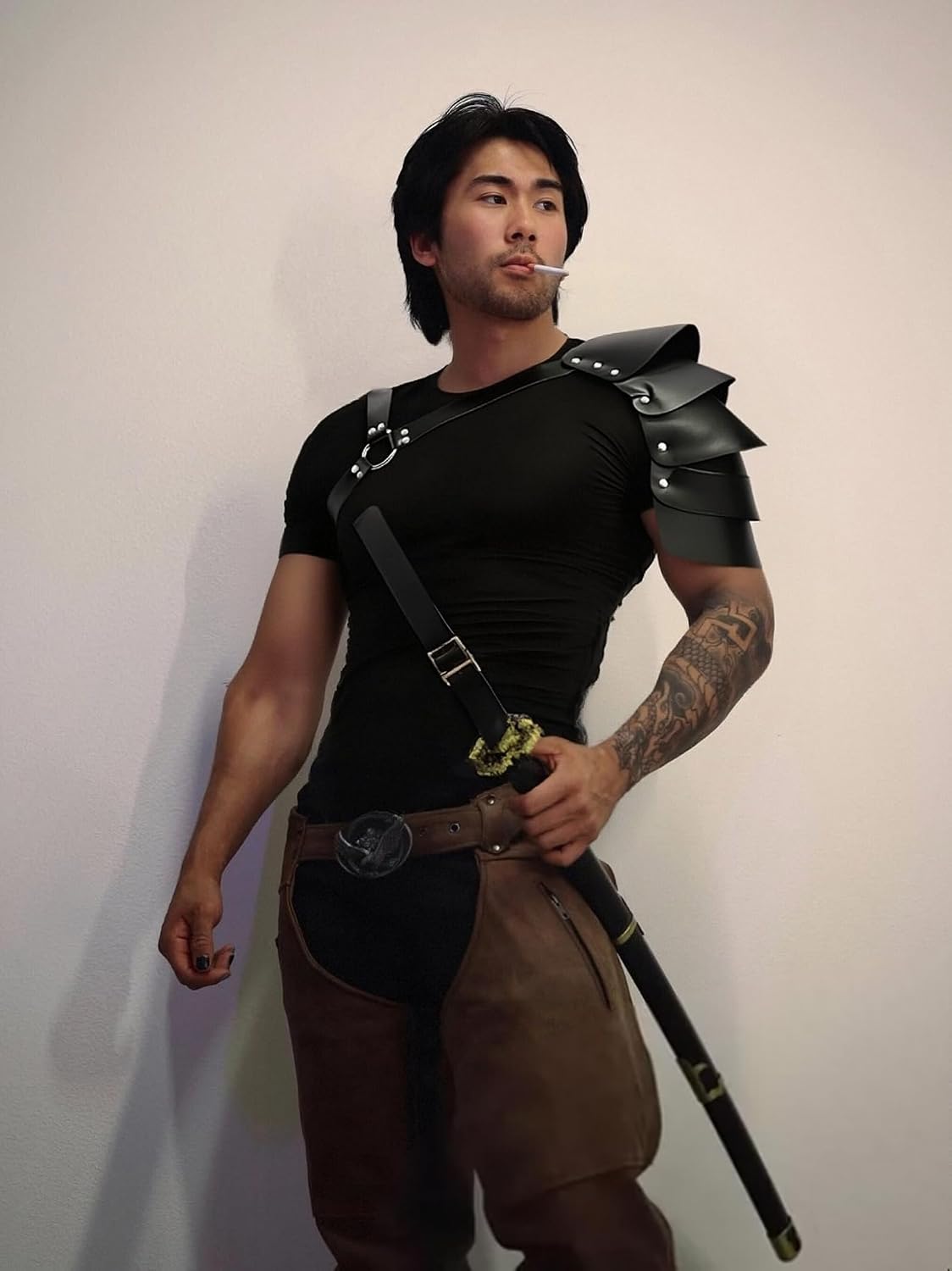 Men's Medieval Shoulder Armor Adjustable Faux Leather Chest Harness Belt Tough Guy Vintage Knight Armor Roleplay