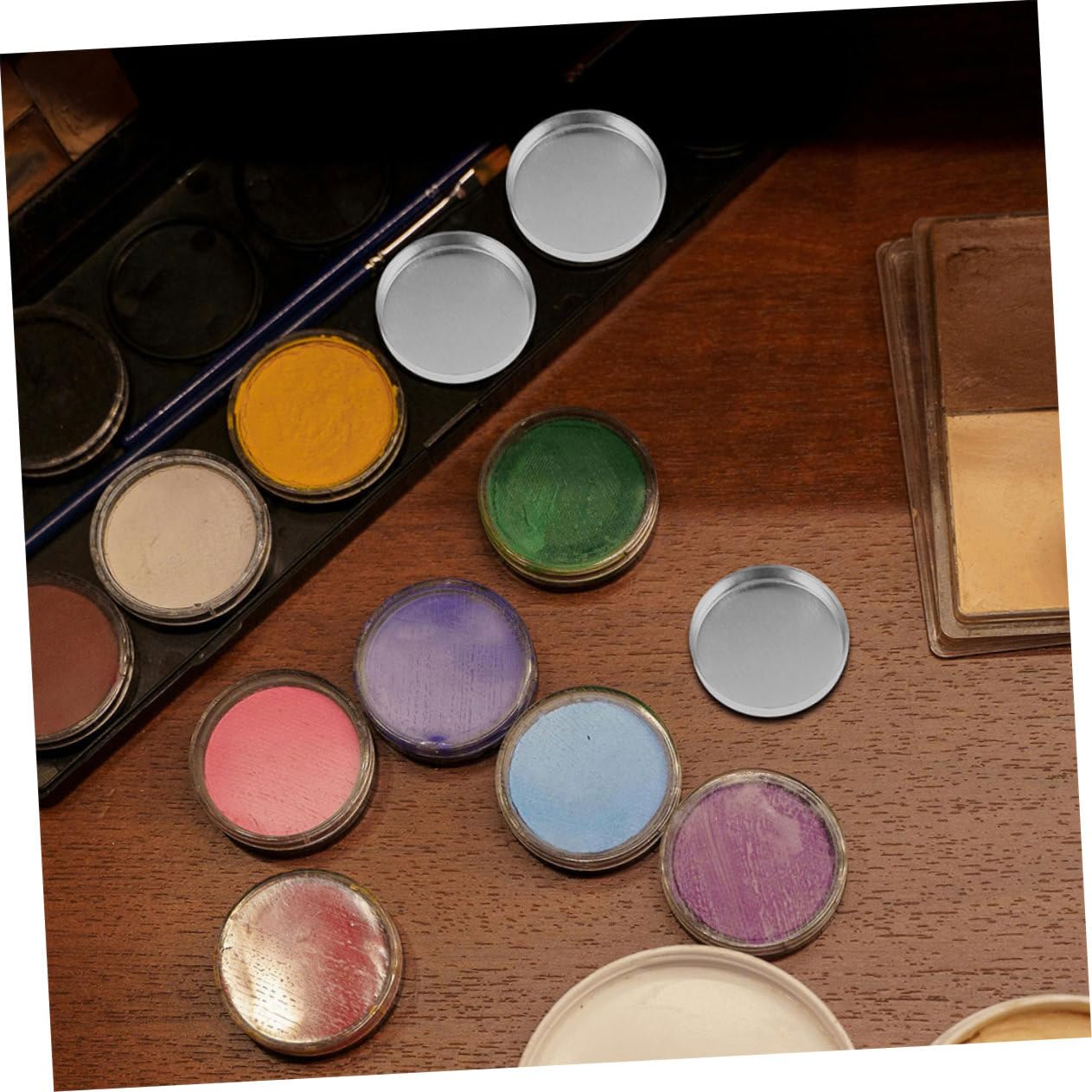 VINTORKY Eye Shadow Makeup 30pcs Empty Makeup Pans Blusher Pans Portable Eyeshadow Storage for Women