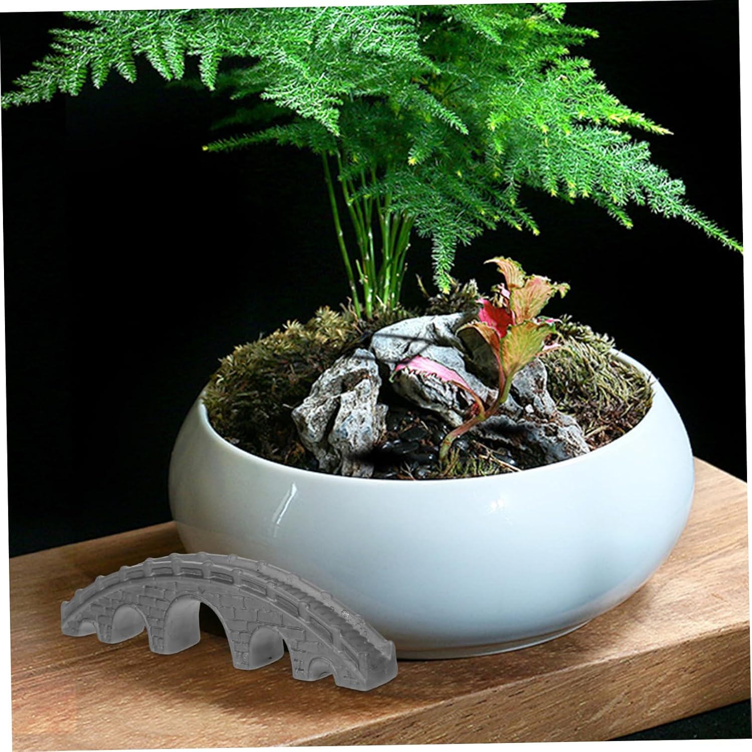 Miniature Arch Bridge for Aquarium and Garden Decor Fish Tank Ornament for Landscaping and Bonsai Unique for Home and Outdoor Spaces