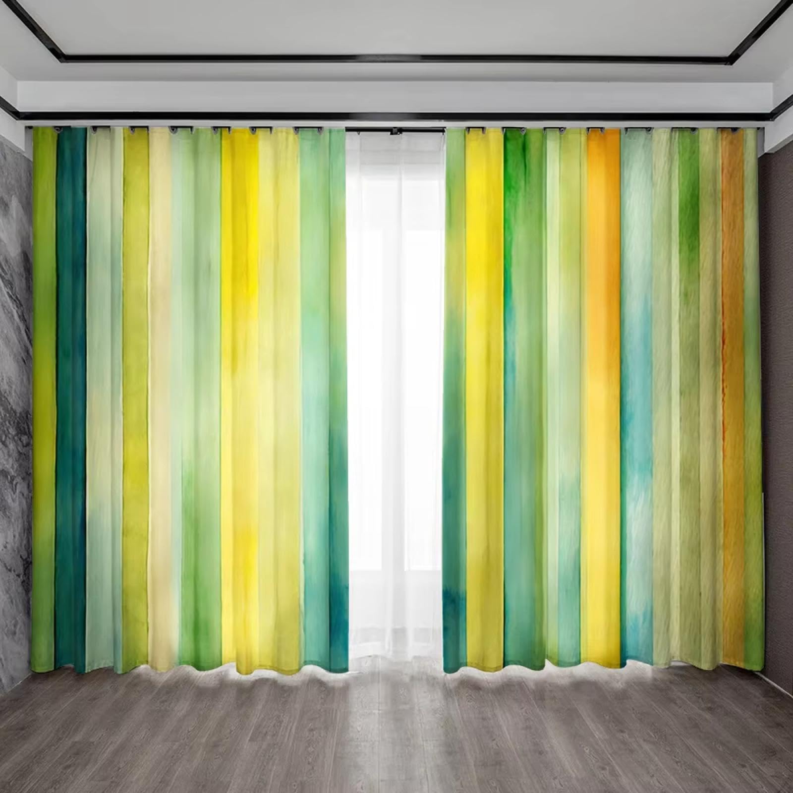 Rideaux occultants de salon et décoration d'intérieur colorée
