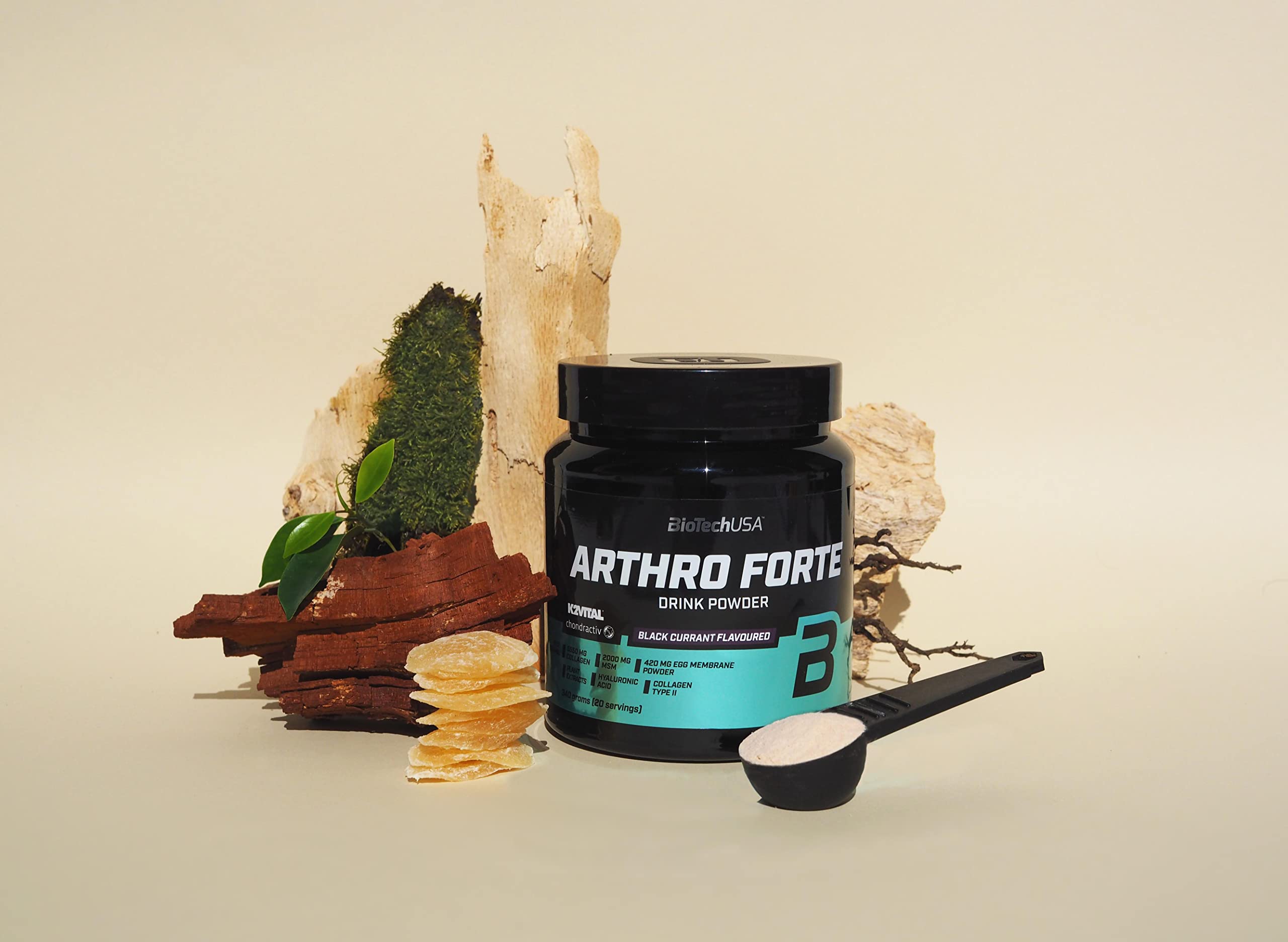 BioTechUSA Arthro Forte, avec de la glucosamine, d’extraits de plantes, avec des vitamines D et K et du calcium pour les os, et de la vitamine C pour les cartilages, 340g, Fruits tropicaux