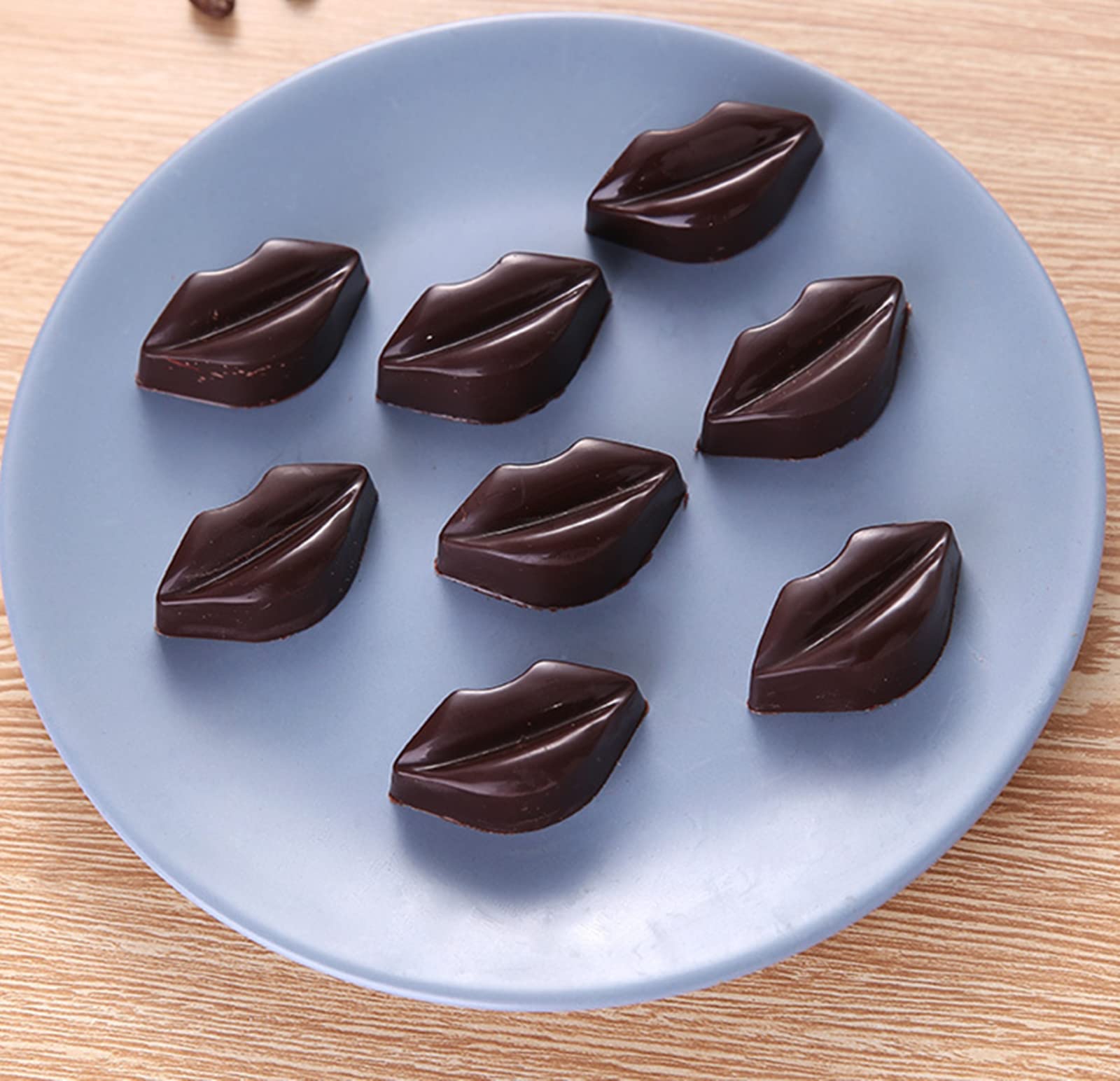 Binwat 21 Grid Chocolate Candy Mold PC Polycarbonate Chocolate Making Mould (Lip Shape) - Image 3