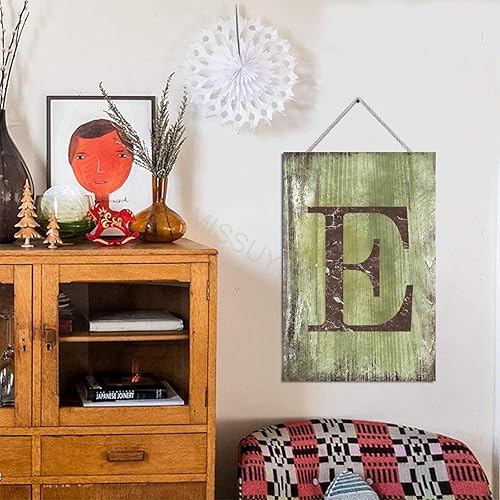 Vista 481 de Letrero colgante de madera con letra J, letrero de madera para decoración del hogar, 26 letras del alfabeto de metal, placa de madera, decoración