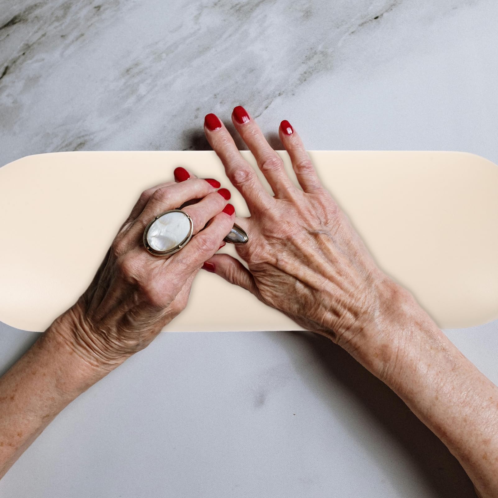Cuscino Poggiamani Pieghevole per Manicure, Regolabile in Altezza | Pu e Spugna, Supporto Confortevole Legno, per Training Unghie e Uso Domestico DIY