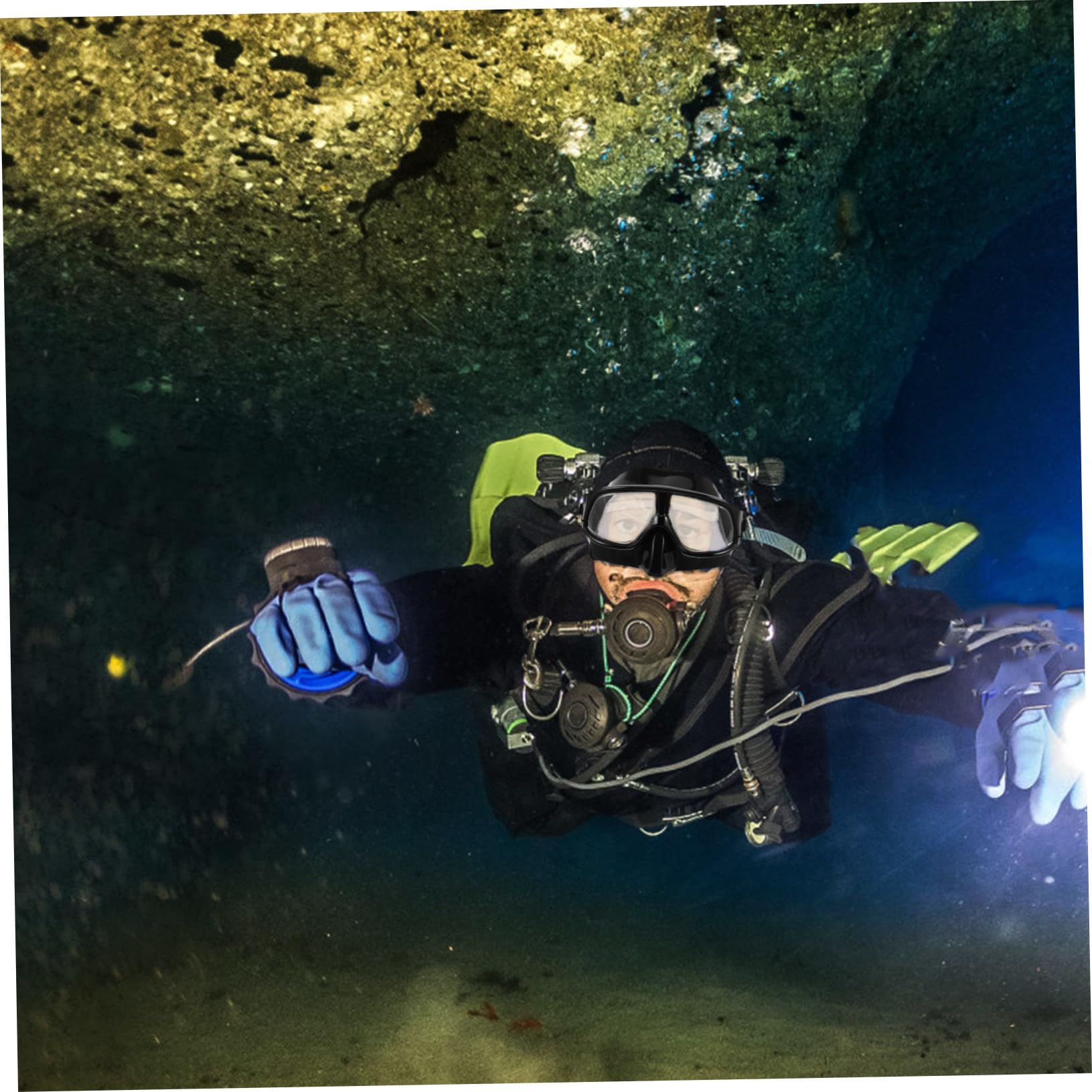TOYANDONA Máscara de Buceo Ligera con Correa Ajustable y Estanqueidad Diseño Volumen para Snorkel y Buceo con Visión para Exploración Acuática