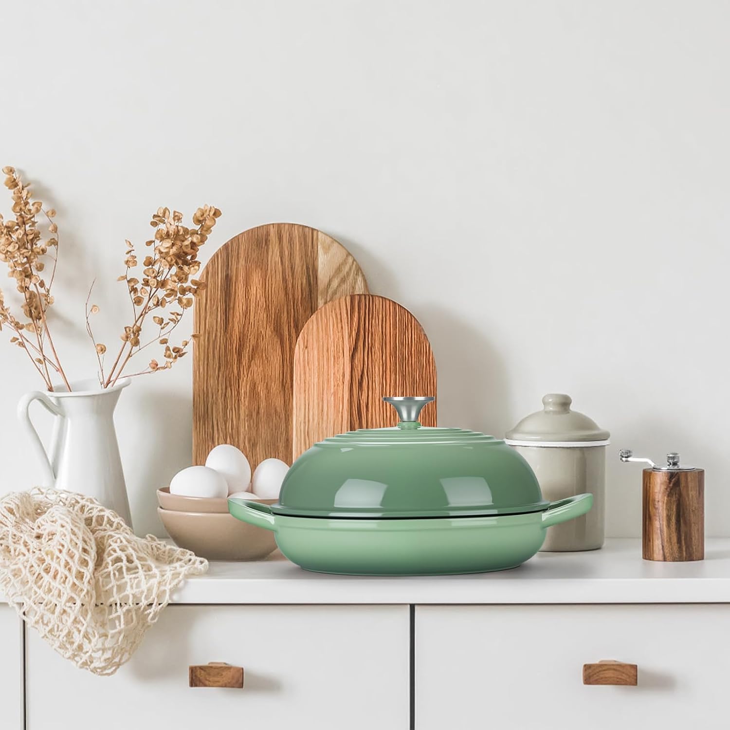 Leonyo 6QT Cast Iron Sourdough Bread Dutch Oven with Lid, Pistachio Green