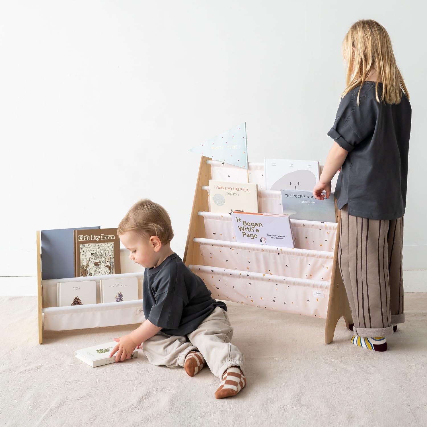 3 Sprouts Libreria Bambini Doppia Faccia - Libreria Montessori Per Bambini - Porta Libri Bambini Salvaspazio - Scaffale Montessoriano Legno - Libreria Bimbi Cameretta Montessoriana, Crema