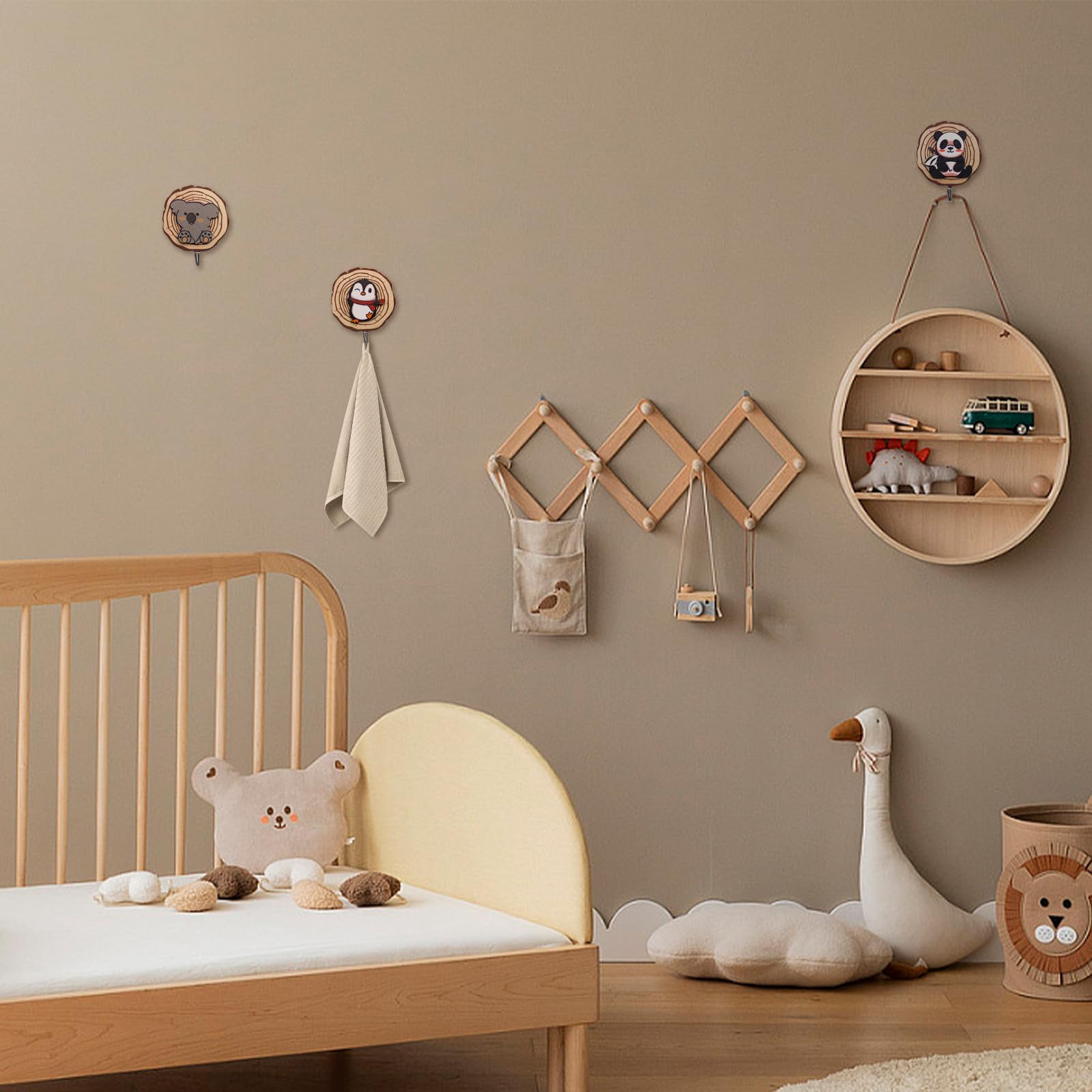 Kotkiddy® 6 Ganci Autoadesivi a Forma di Animale in Legno per Bambini