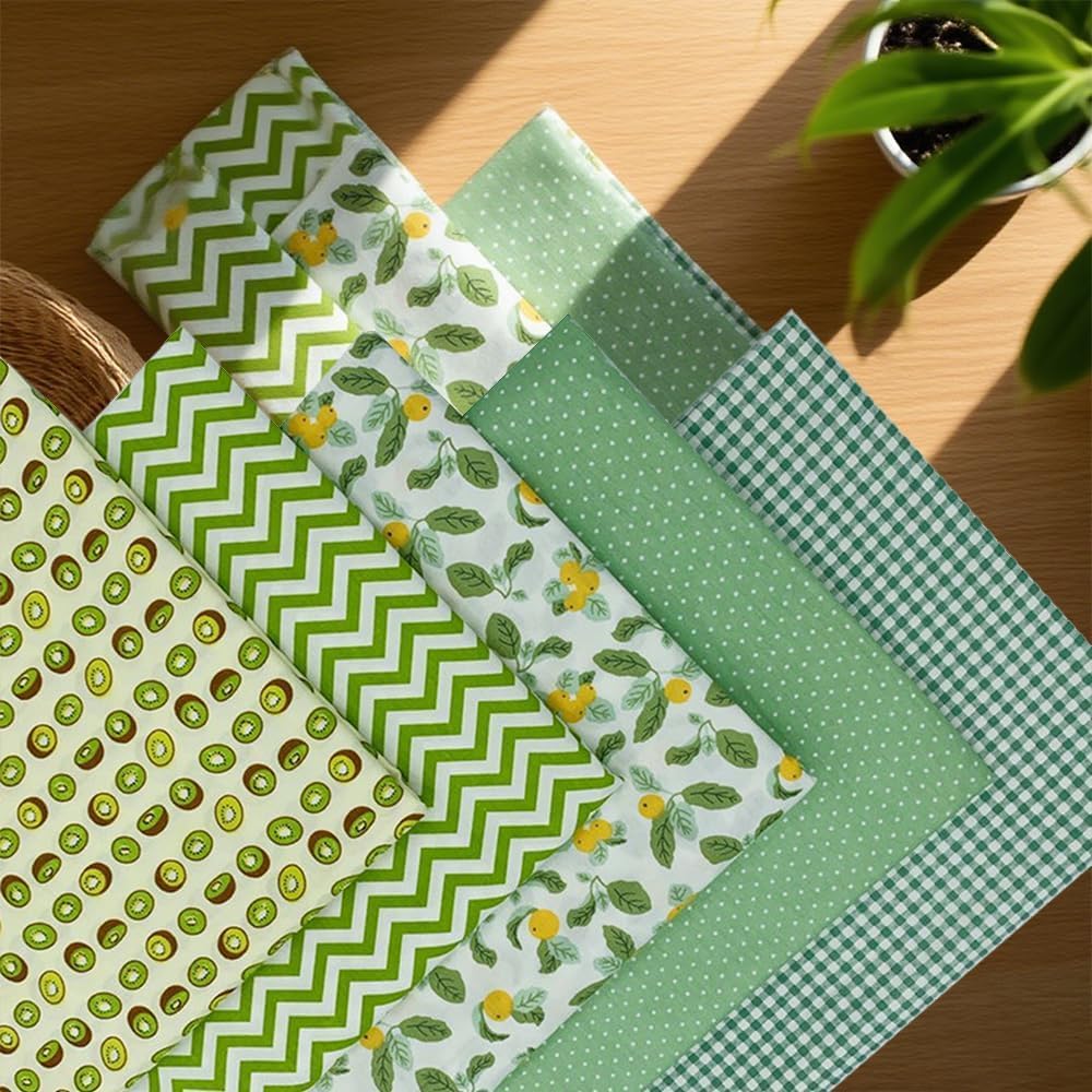 5 Pcs Cotton Patchwork Fabrics, 100% Twill Cotton, 25 x 25 cm Handmade,DIY Cartoon Printed Craft Fabrics,Patchwork for Sewing DIY Crafts