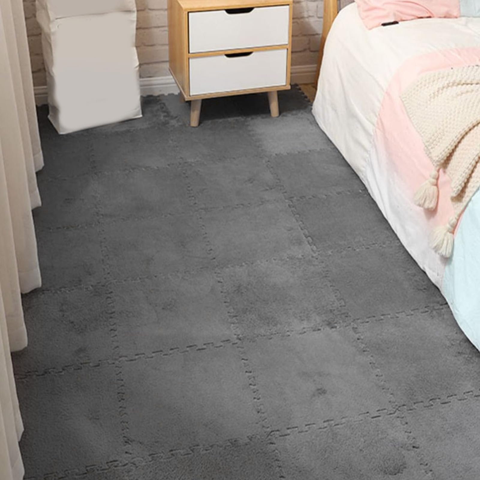Ineinandergreifende Teppich, 10 Stück Shaggy-weiche Eva-Schaumstoff-Matten, 31x30cm Plüsch Ineinandergreifende Schaumstoff-Teppichfliesen, Flauschige Teppiche schützende Bodenfliesen (Grau)