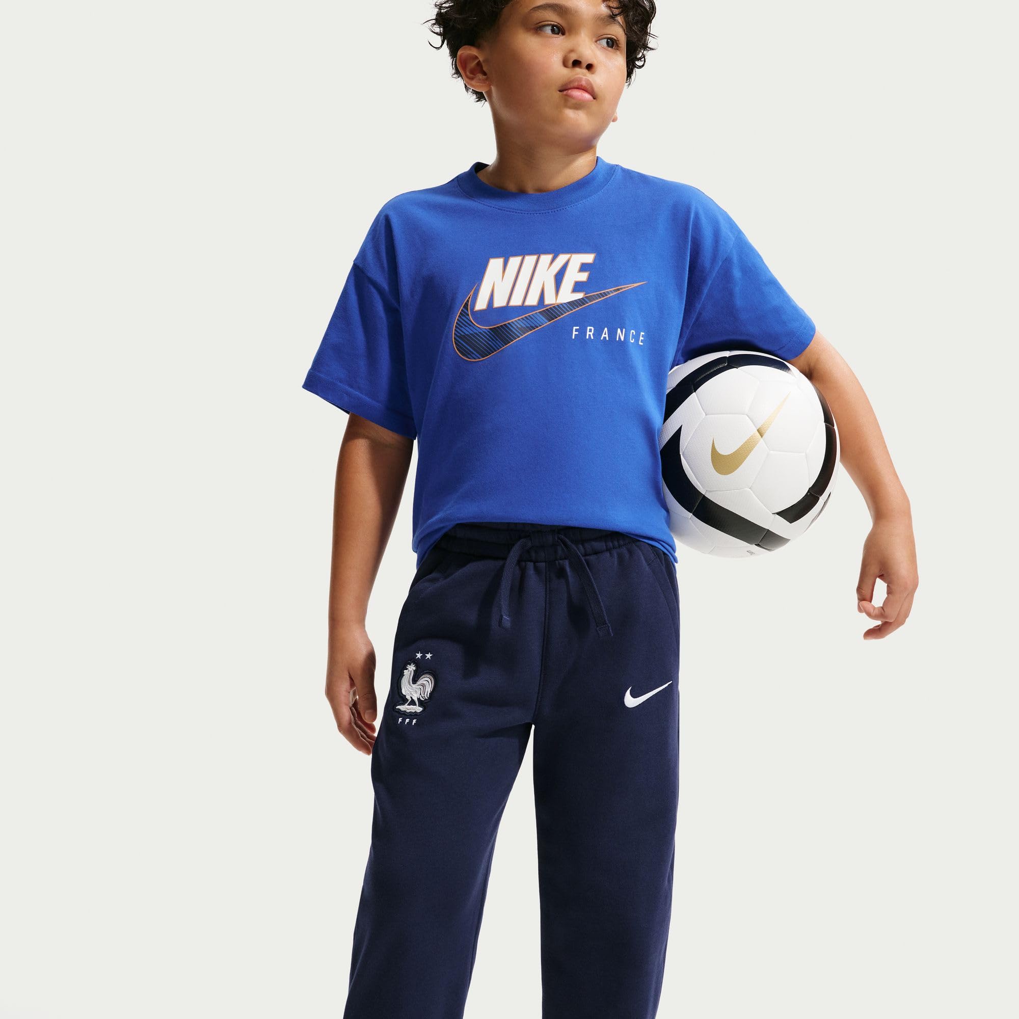 NIKE Fff Club Nike Fußball-jogger Für Ältere Kinder Für Jungen - Piłka nożna joggery Chłopcy