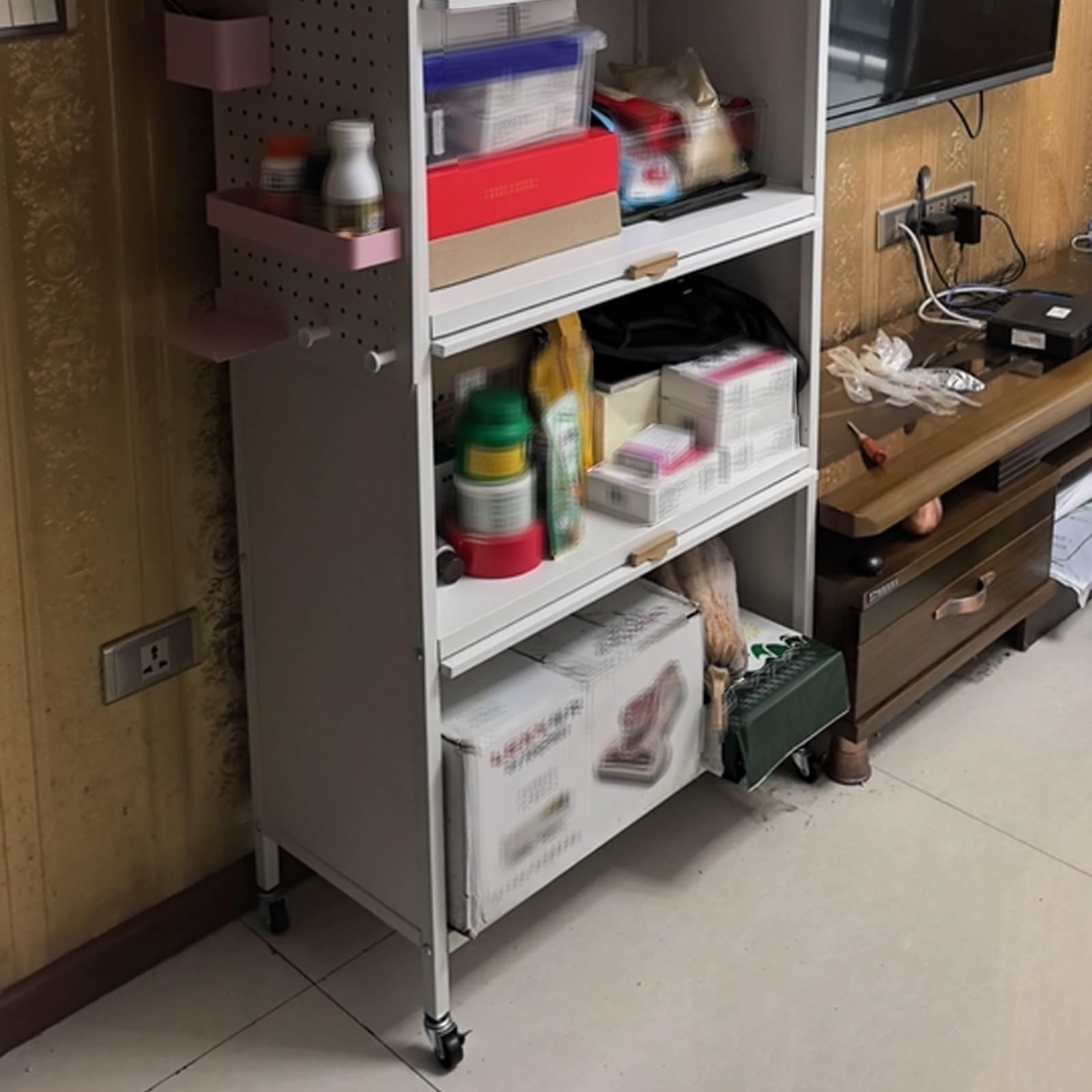 Mobile Dispensa Cucina Armadietto Cucina con Ruote Materiale in Lamiera D'acciaio Laminata a Freddo Dotato di Pannello Forato Adatto a Cucine, Soggiorni Scaffali in Metallo(80 * 42 * 80cm)