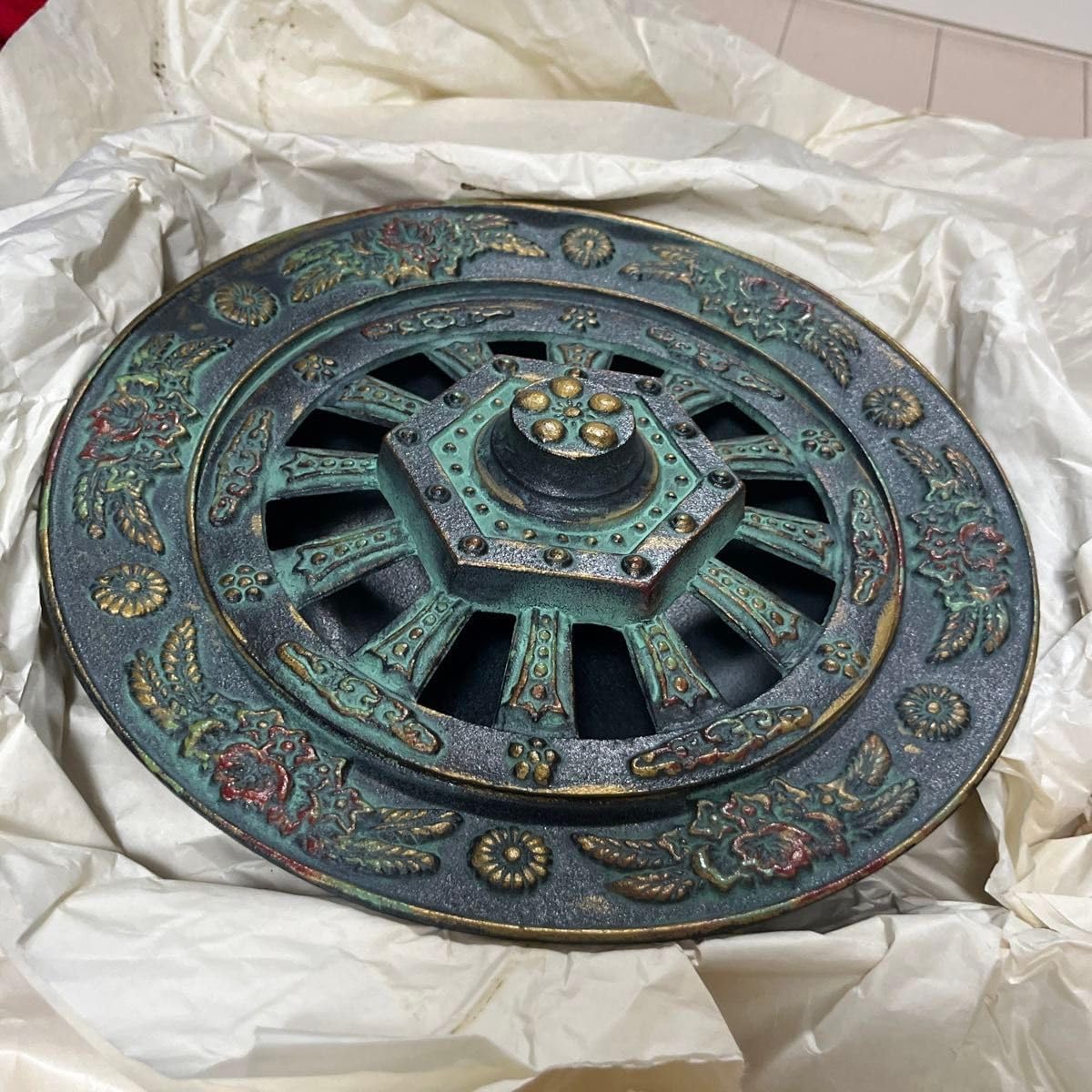 日本鋳鉄サイン入り 灰皿香炉喫煙具 金属工芸品 博堂 御所車 昭和