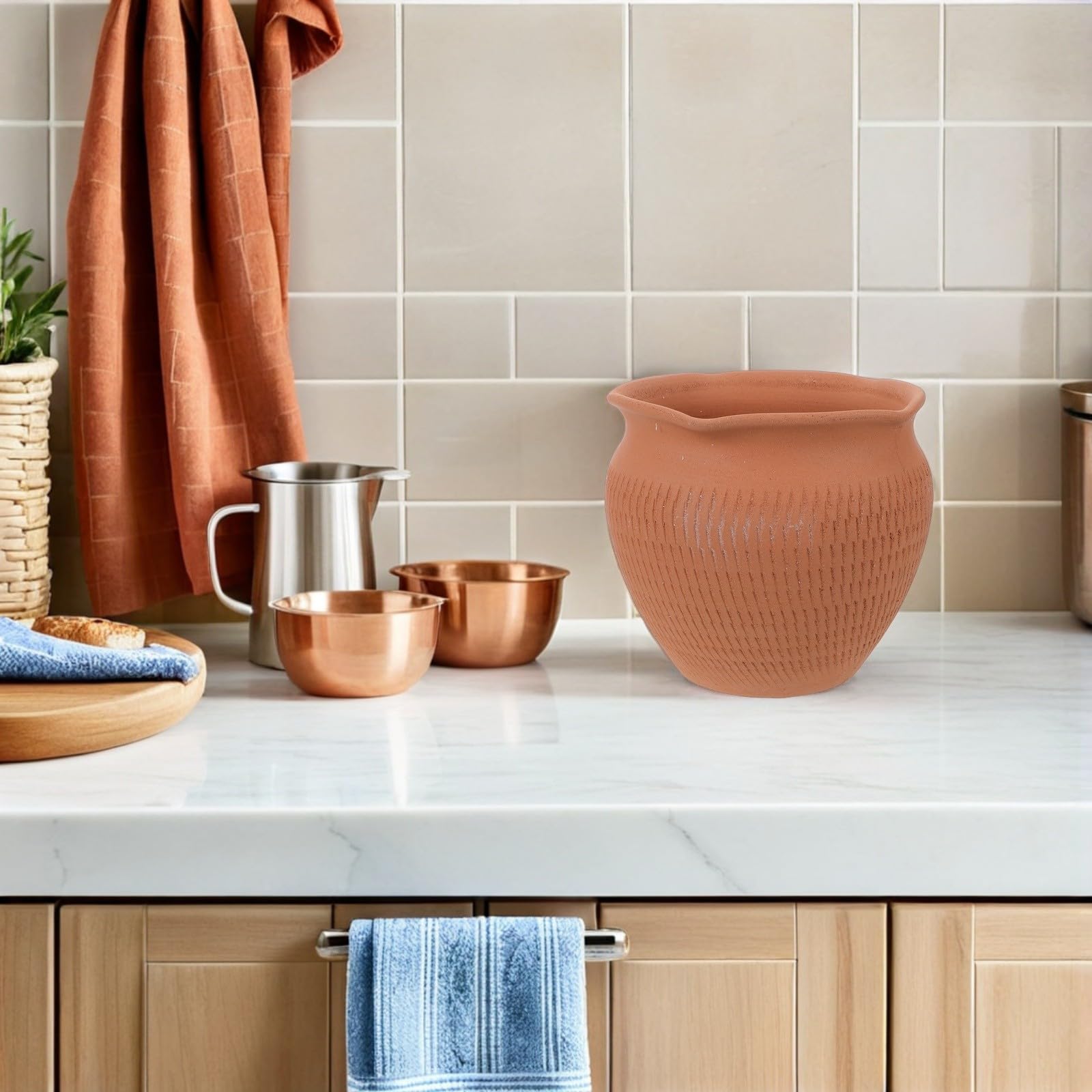 Belüfteter Aufbewahrungsbehälter aus Ton für Zwiebeln und Knoblauch mit Platzsparendem Design für Küche und Rustikalen Landhausstil der Arbeitsplatte