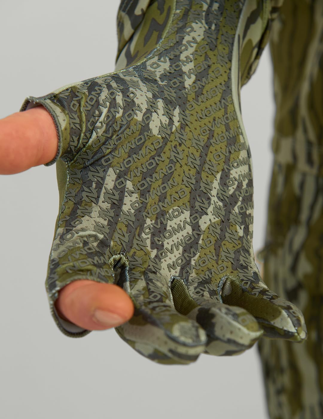 Nomad Mens Camo Fingerless Hunting Glove, Mossy Oak Bottomland, Large-X-Large - Image 2