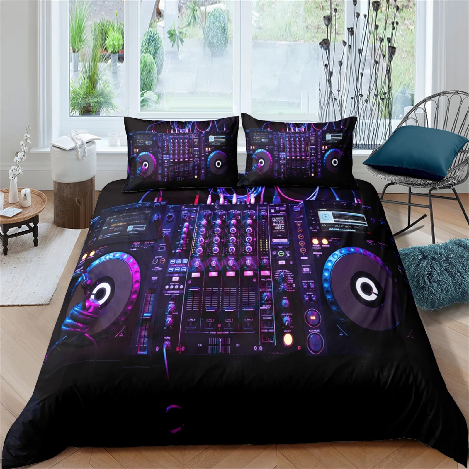YZQGLHP DJ Turntable Music Pattern Microfiber Bedding Set - 200x200cm Duvet Cover with 50x75cm Pillowcases, Soft & Vibrant for Music Lovers