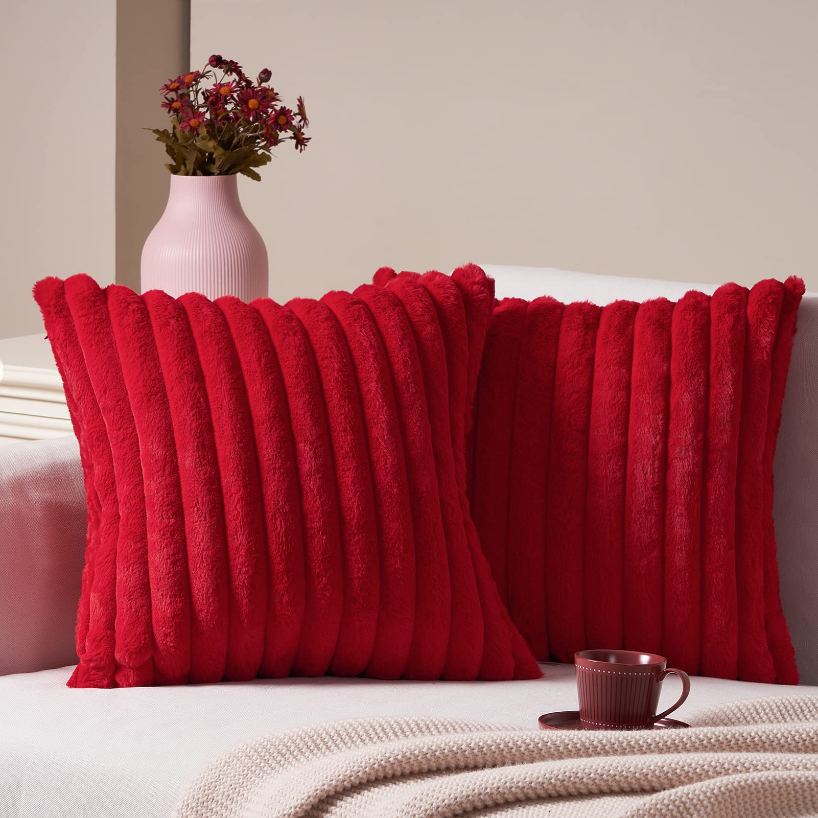 Topfinel Faux Bont Kussenhoes Gestreept Gooi Pluizige Zachte Decoratieve Vierkante Kussenslopen Pluche Case Faux Bont Kussensloop Voor Woonkamer Sofa Slaapkamer Pack van 2 Rood 16x16 Inch 40x40 cm
