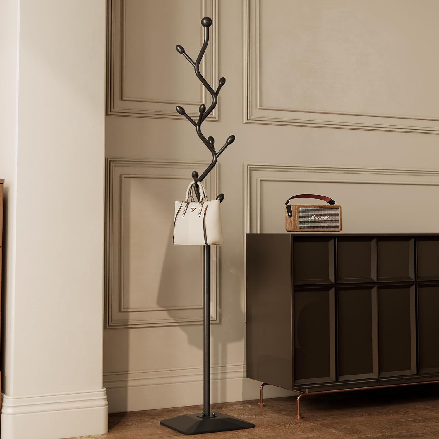 Tree-shaped coat rack stand,Metal coat tree with 8 Hooks and sturdy cast iron base,Heavy Duty coat rack freestanding coat hanger stand for Clothes Hats Scarfs Purses (black)