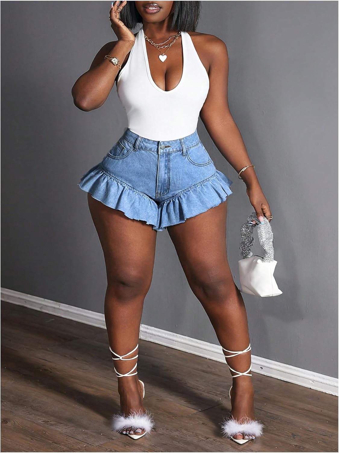 Verdusa Women's Plus Size Ruffle Jean Shorts Summer Mini Denim Jorts with Pockets - Image 5