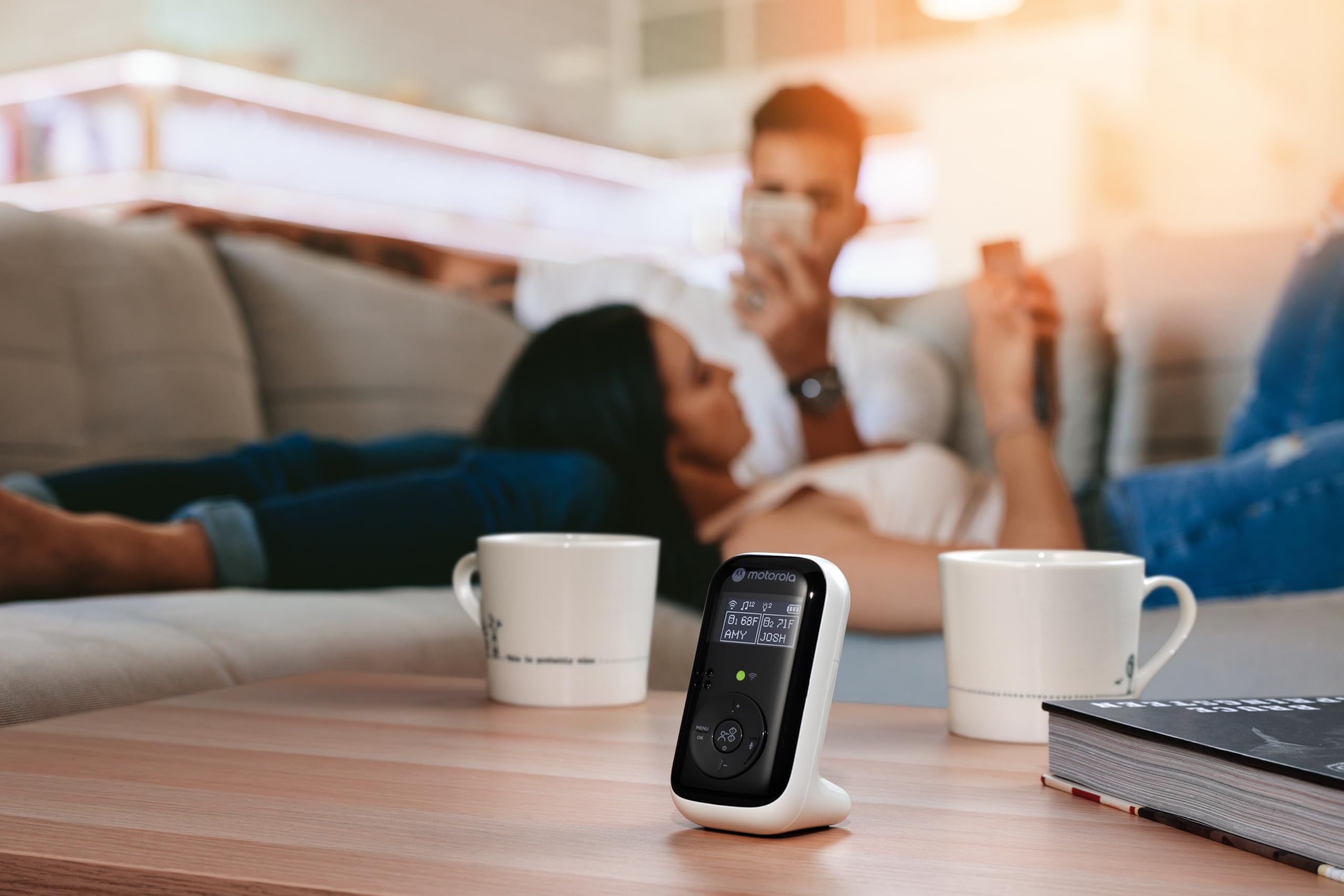 Moniteur Audio pour bébé Motorola Nursery PIP15-2 avec Son HD, 2 moniteurs - Surveillance de la température, Communication bidirectionnelle, veilleuse et berceuses