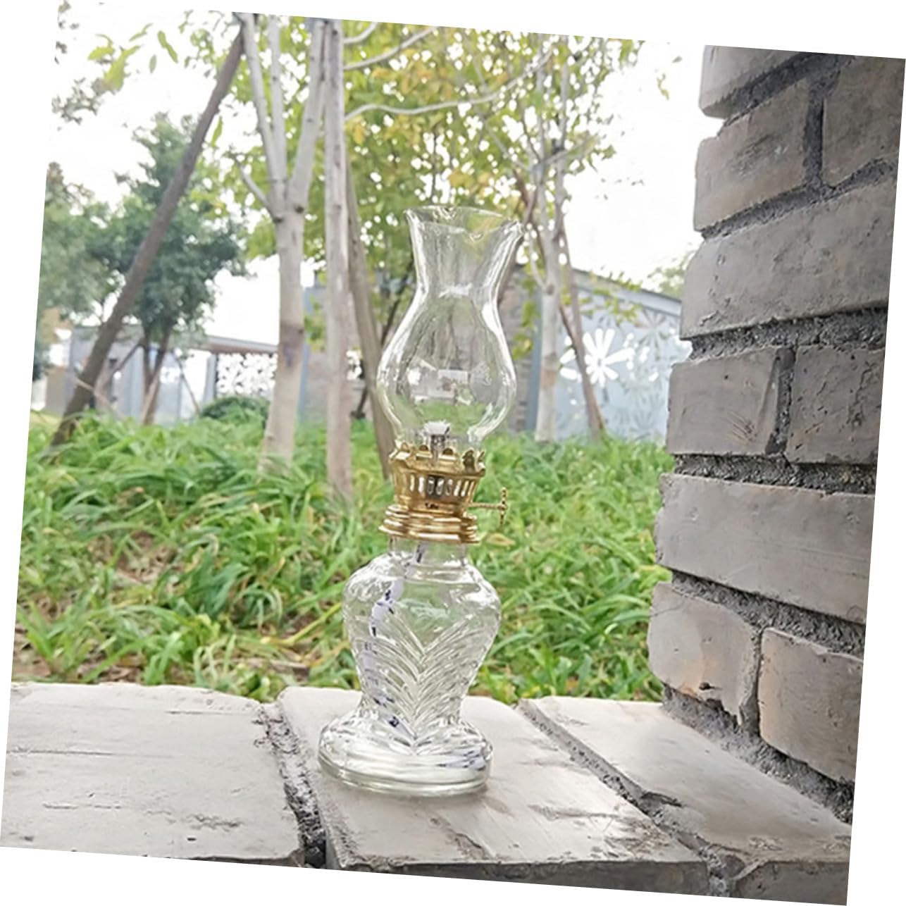 Mobestech 2Pcs Retro Kerosene Lamp Vintage Oil Lanterns for Home Decoration Sturdy Glass Design for Indoor Emergency Lighting Elegant Transparent Finish