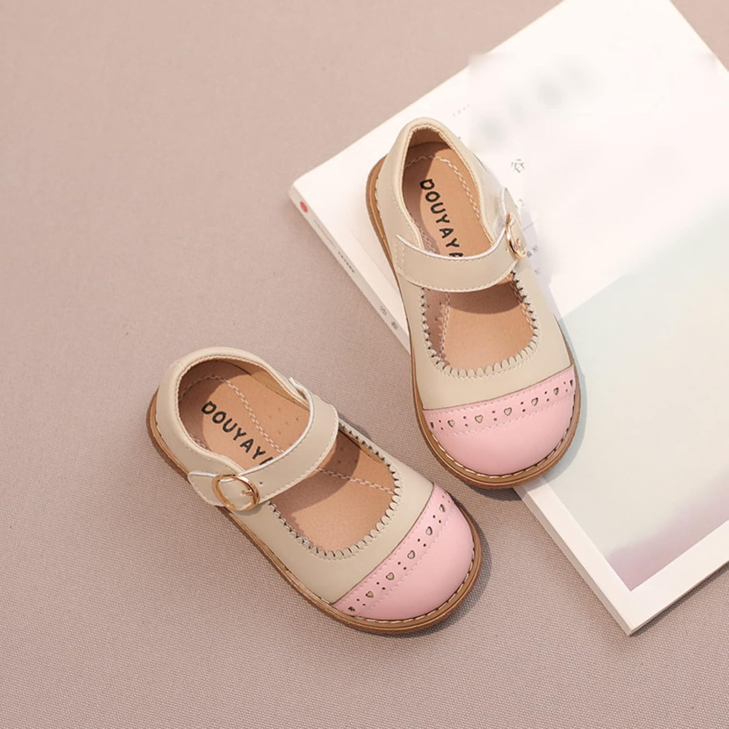 【限定Sale】即納！[ヤク] ドレスシューズ キッズ フォーマルシューズ 女の子 発表会 パンプス 子供 フリル マジックテープ ラウンドトゥ シューズ 甲高幅広対応