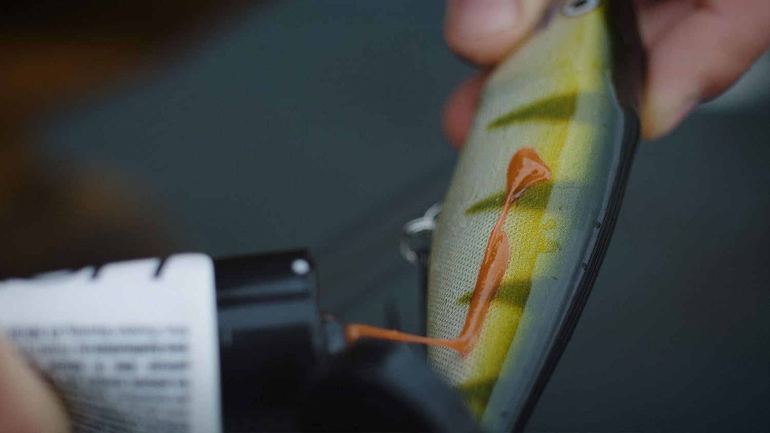 Pike and Musky Fishing Attractant 60 ml Tube. Made with Real Panfish and Infused with Bite Stimulants. Blended Into a Powerful Sticky Matrix That Stays on Your Fishing Lure. By Liquid Mayhem : Sports & Outdoors