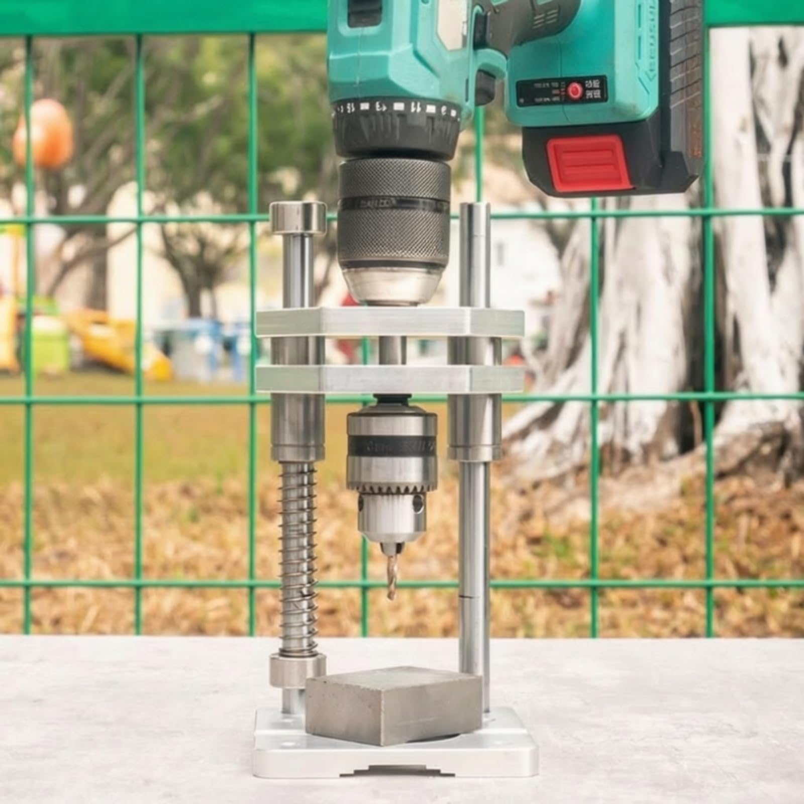Supporto Trapano Stand Guida Trapano Colonna Supporto Perforazione Morsa in Metallo Solido con Base in Lega di Alluminio E Doppia Colonna 12mm per