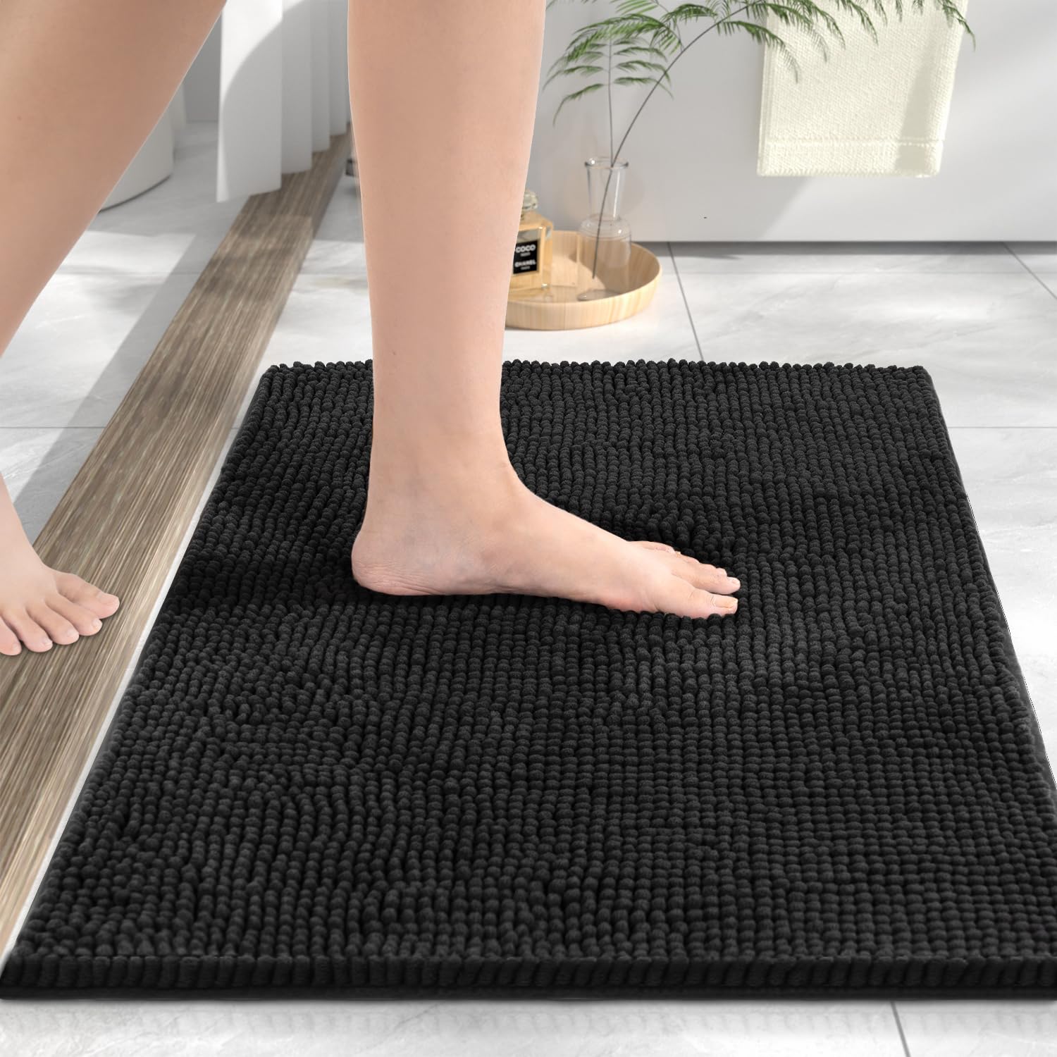 HITSLAM Chenille Badezimmerteppich Schwarz, 40x60cm Ultraweiche Badematte rutschfest, Super Saugfähige Badematten & Badteppiche, Badteppich Waschbar, Badezimmermatte für Dusche und Badewanne