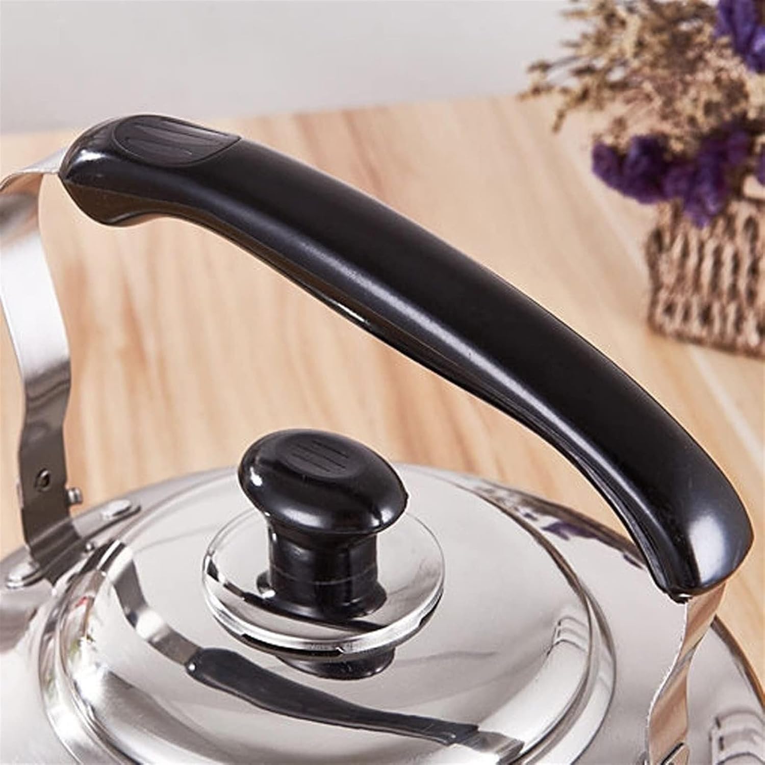 304 Stainless Steel Whistling Tea Kettle - Fast Heating Teapot for All Stovetops with Loud Whistle(5l)