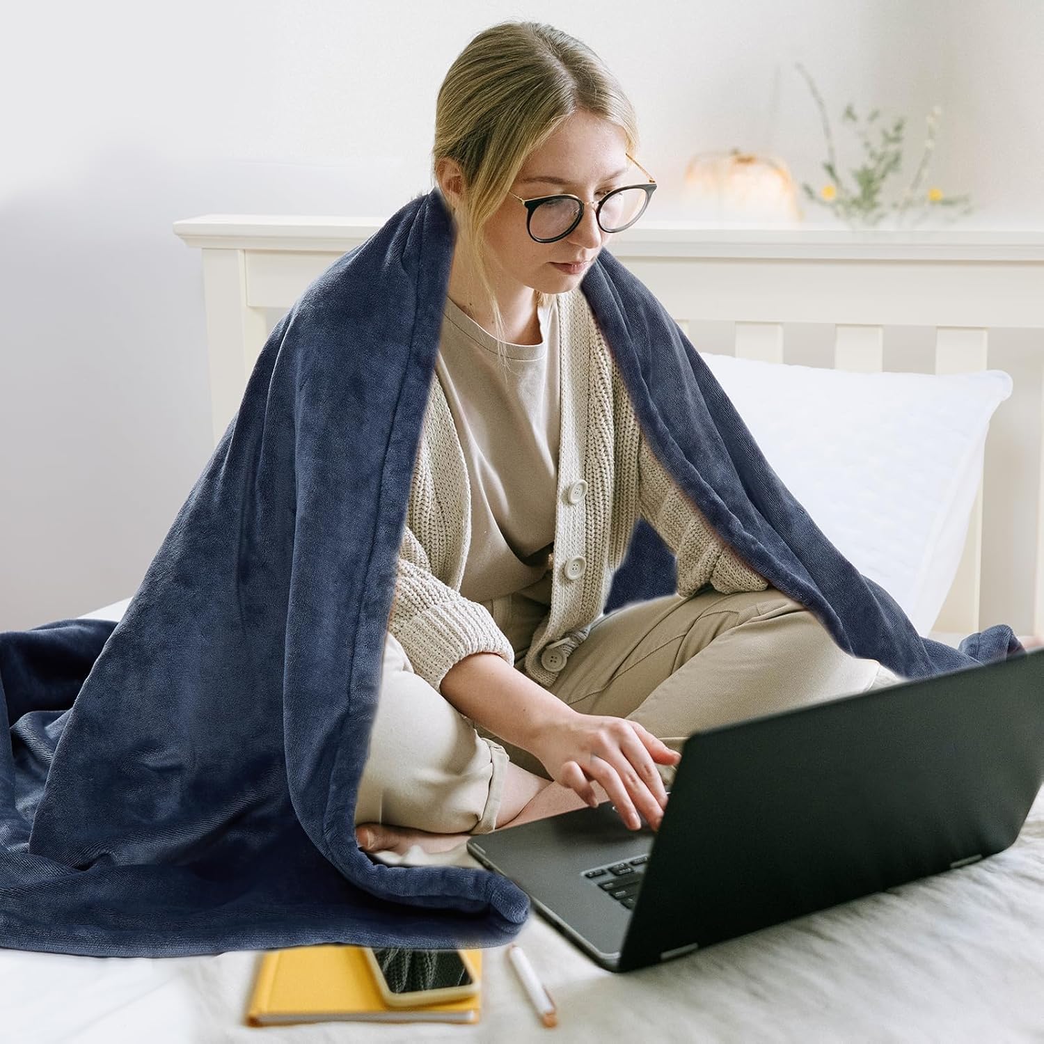 HAUSPROFI Coperta Elettrica 180x130cm, Coperta Termica 6 Livelli di Temperatura, Coperta Riscaldante Elettrica, Funzione autospegnimento 3 ore, Coperta elettrica matrimoniale, Controller estraibile