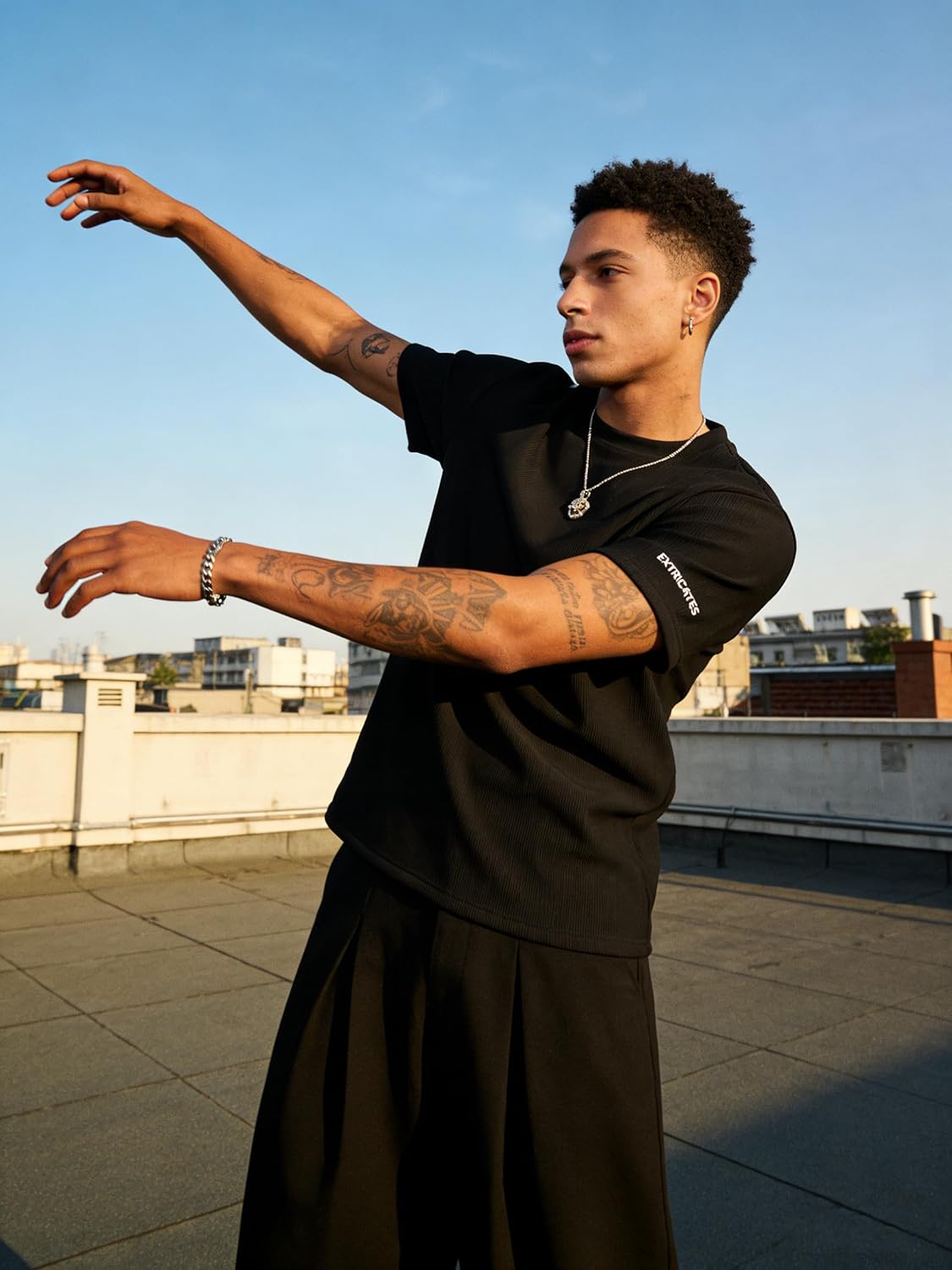 UOUA Mens Short Sleeves Sweatshirt Ribbed Texture Crew Neck Tee Tops - Image 4