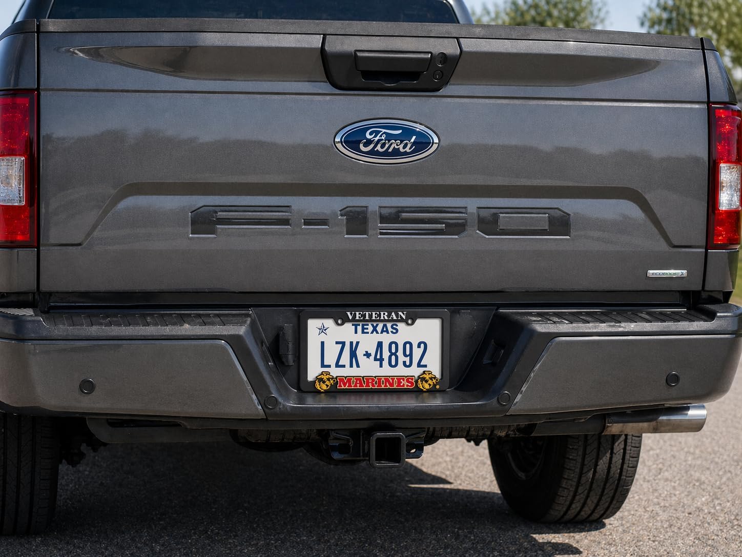 Officially Licensed US Marine Corps (USMC) Veteran License Plate Frame | Perfect Veteran, Marine & Military Gift | Weatherproof Plastic with Mounting Screws & Caps Included