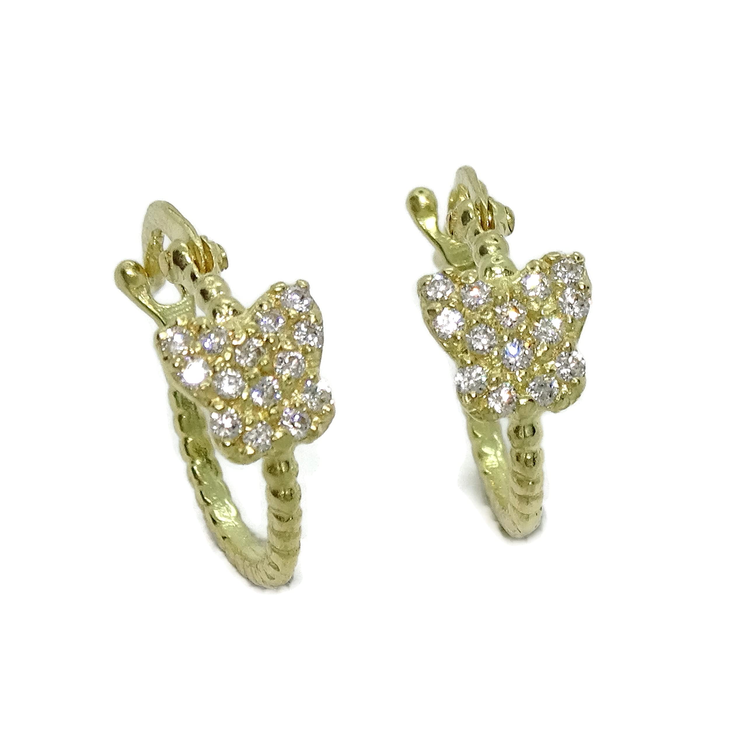 Bellissimi e originali orecchini a cerchio per bambina in oro 18k con farfalla e zirconi. Facile chiusura a scatto. Comunione ideale.
