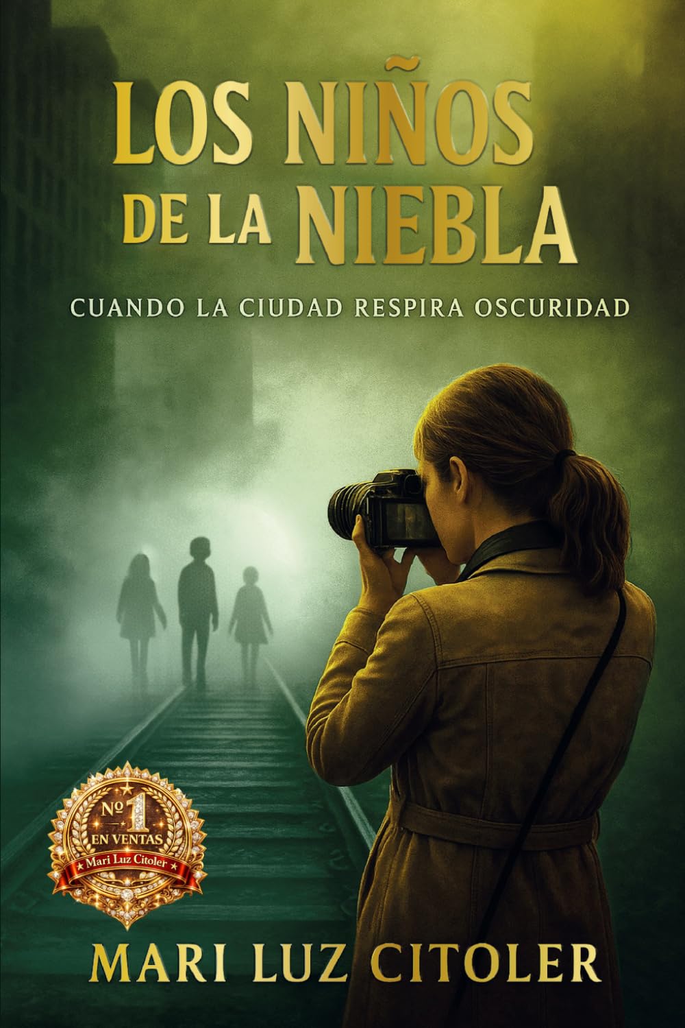 LOS NIÑOS DE LA NIEBLA: CUANDO LA CIUDAD RESPIRA OSCURIDAD