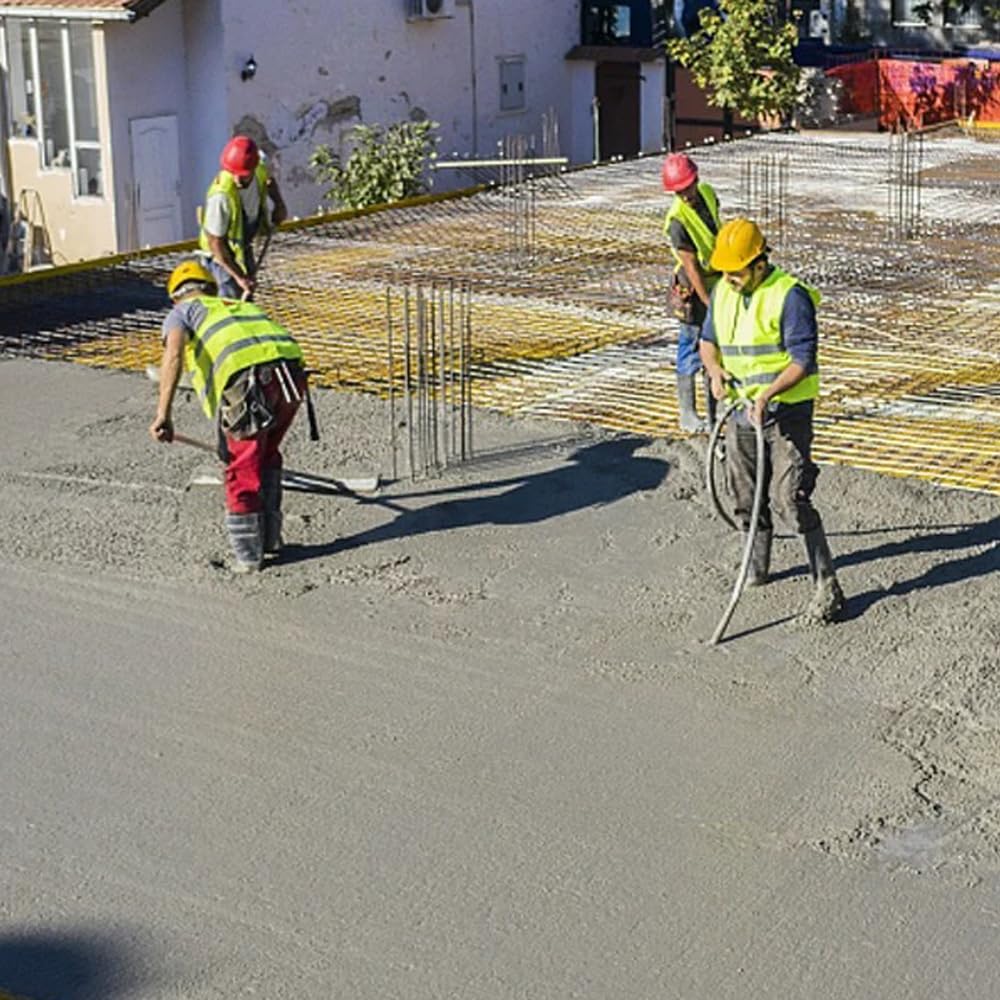 1300W Handheld Electric Concrete Vibrator Vibrating Power Tool, Air Bubble Remover, 6.6 feet Flex Hose Immersion Shaft, Aluminum Casing