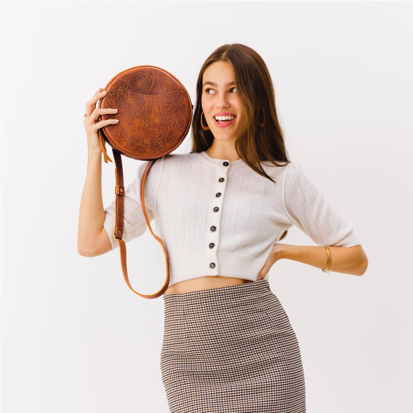 Portland Leather Goods Circle Crossbody Bag for Women – Handmade from the Finest Full-Grain Hides - Image 6