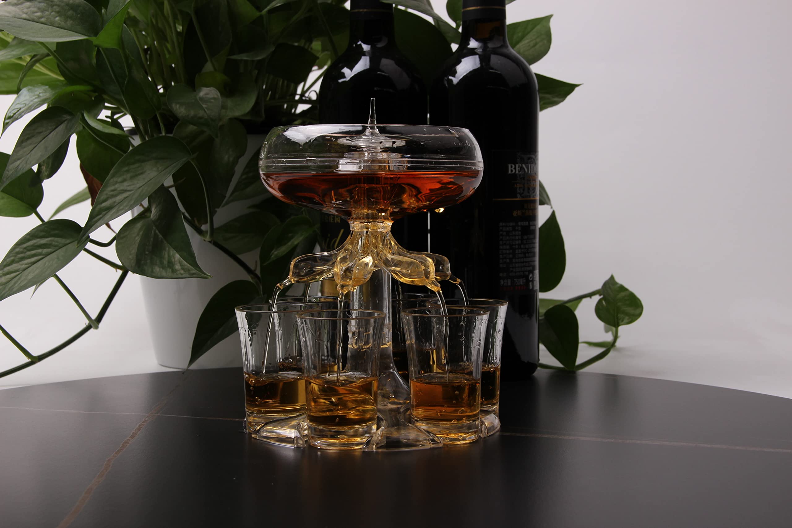 Distributeur de verre à shot en acrylique avec 6 verres et pinceau, parfait pour les fêtes, les bars à la maison, les cadeaux et le séparateur de liquide pour un service facile
