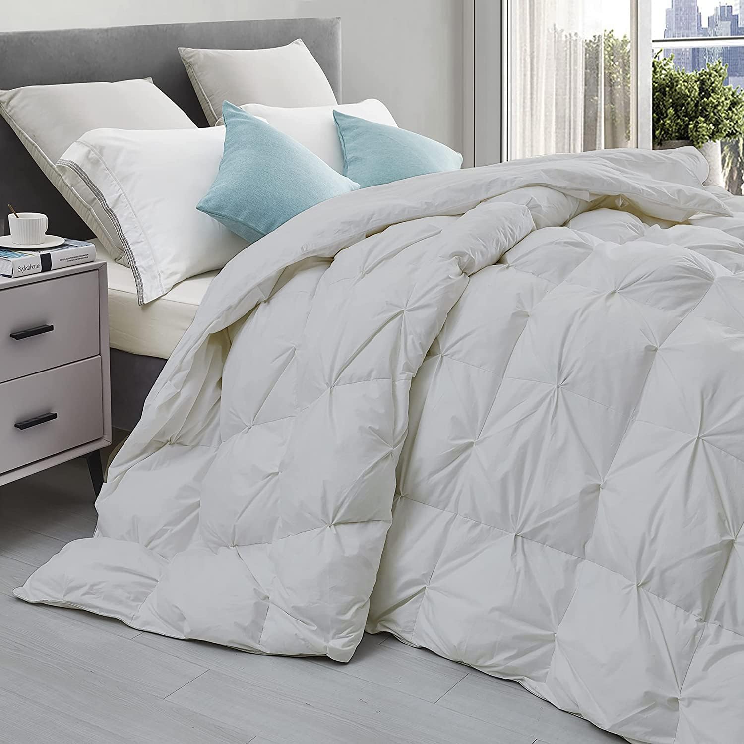 SLEEP-NEST 1000TC Super Oversized King Plus Comforter 132x132 Pinch Pleated Duvet Insert with 8 Corner tabs 1 Piece All Season Down Alternative 500 GSM Medium Warm Quilts Breathable, Silver Grey