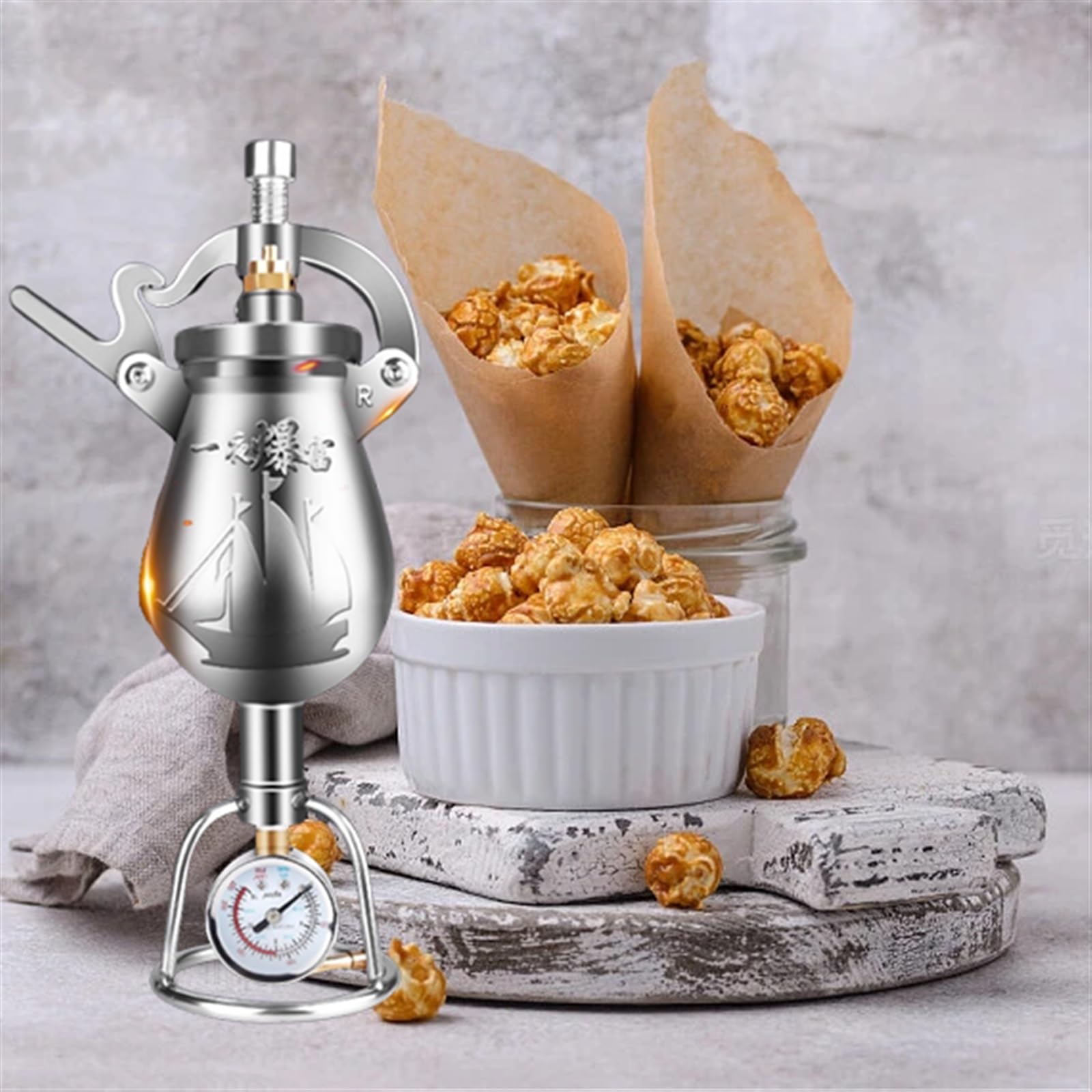Małe Zabytkowe Maszyny Do Popcornu, 300ml Chińska Ręczna Korbowa Maszyna Do Popcornu W Stylu Retro Z Podstawą Z Drewnianej Deski, Potrafi Przygotować Popcorn I Podgrzać Jedzenie
