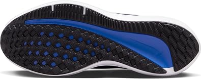 NIKE Men's Air Winflo 10 Sneaker