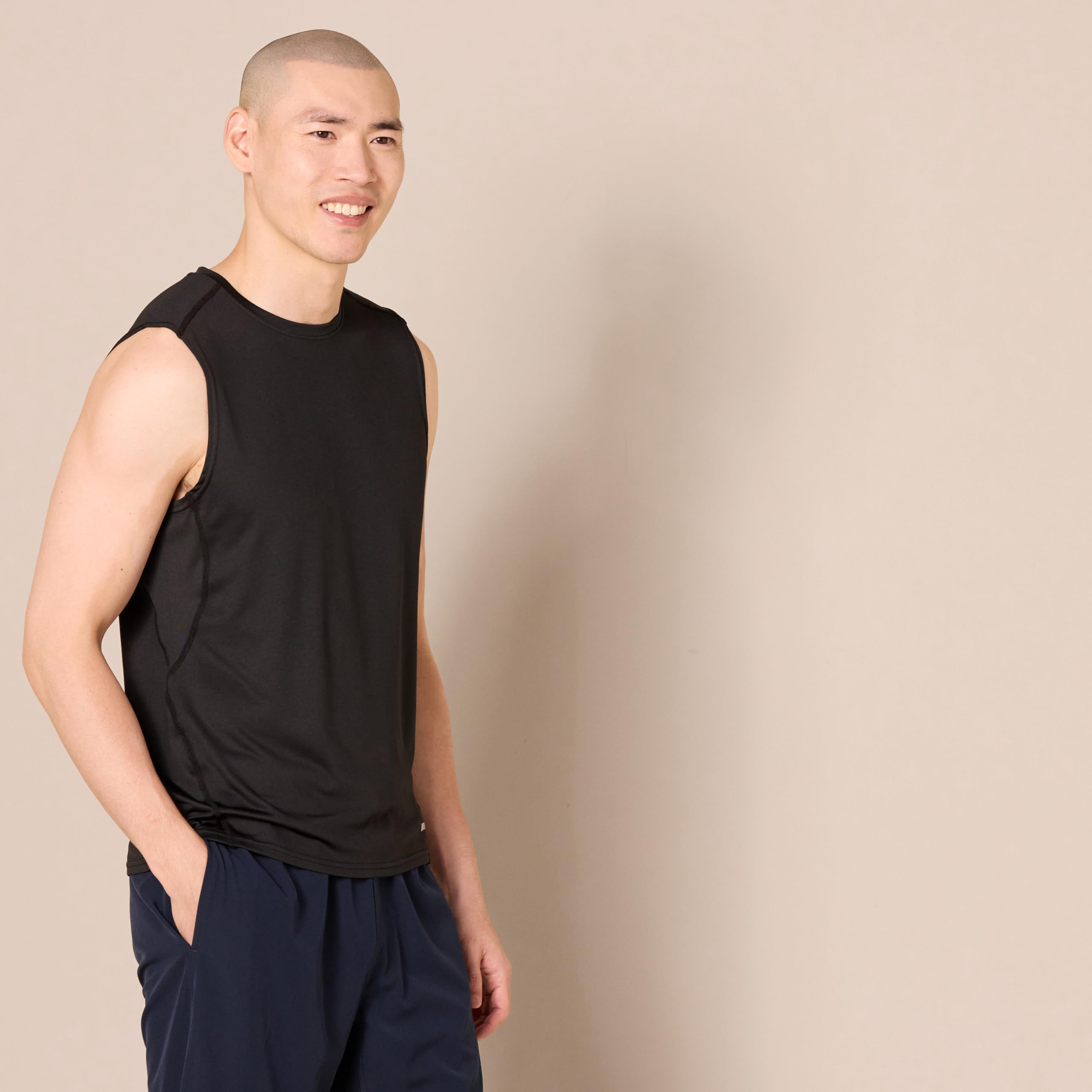 Amazon Essentials Hombre Camiseta Deportiva sin Mangas, Ligera, Elástica, de Secado Rápido y Que Absorbe la Humedad