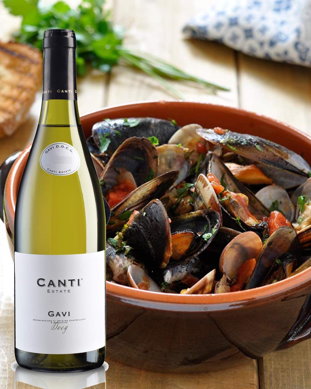Canti - Gavi D.O.C.G. italienischer trockener Weißwein 12,5%, Cortese-Trauben aus Piemont, blumiges und zitrusartiges Aroma mit frischem, mineralischem Geschmack, 1x750 ml (Packung mit 6)